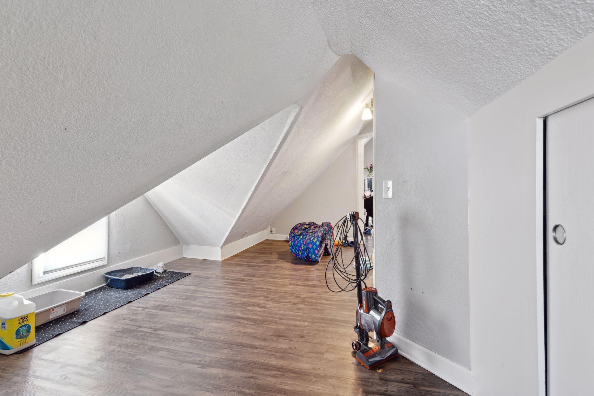 View of Residential Income at 3954 Portland Avenue, Minneapolis MN 55407, Minneapolis (29 of 38) - Mike Wilen | Minnesota Team Real Estate