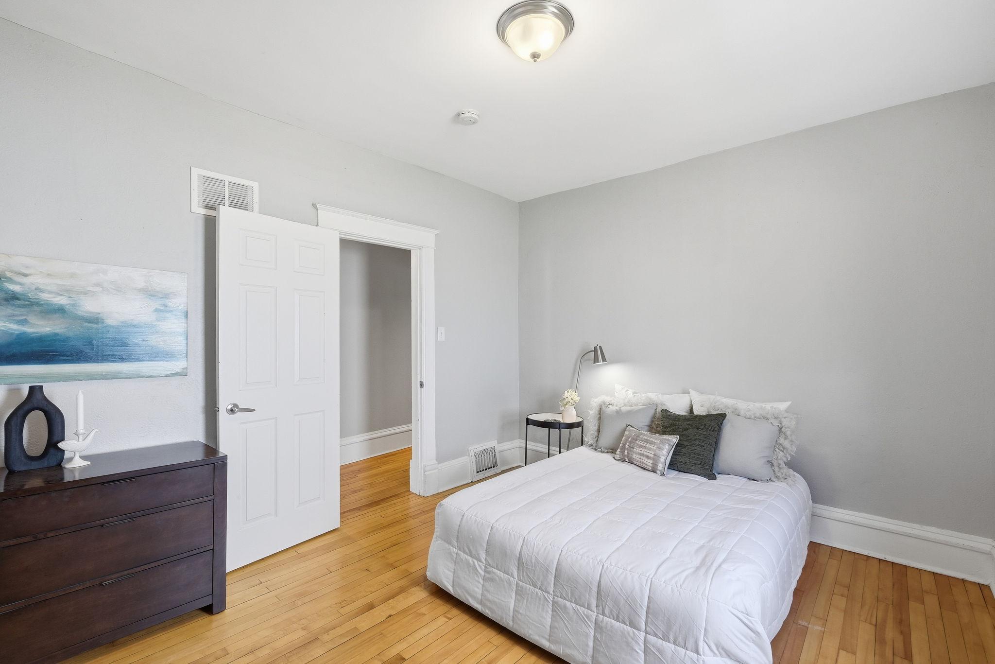View of Residential Income at 3954 Portland Avenue, Minneapolis MN 55407, Minneapolis (8 of 38) - Mike Wilen | Minnesota Team Real Estate