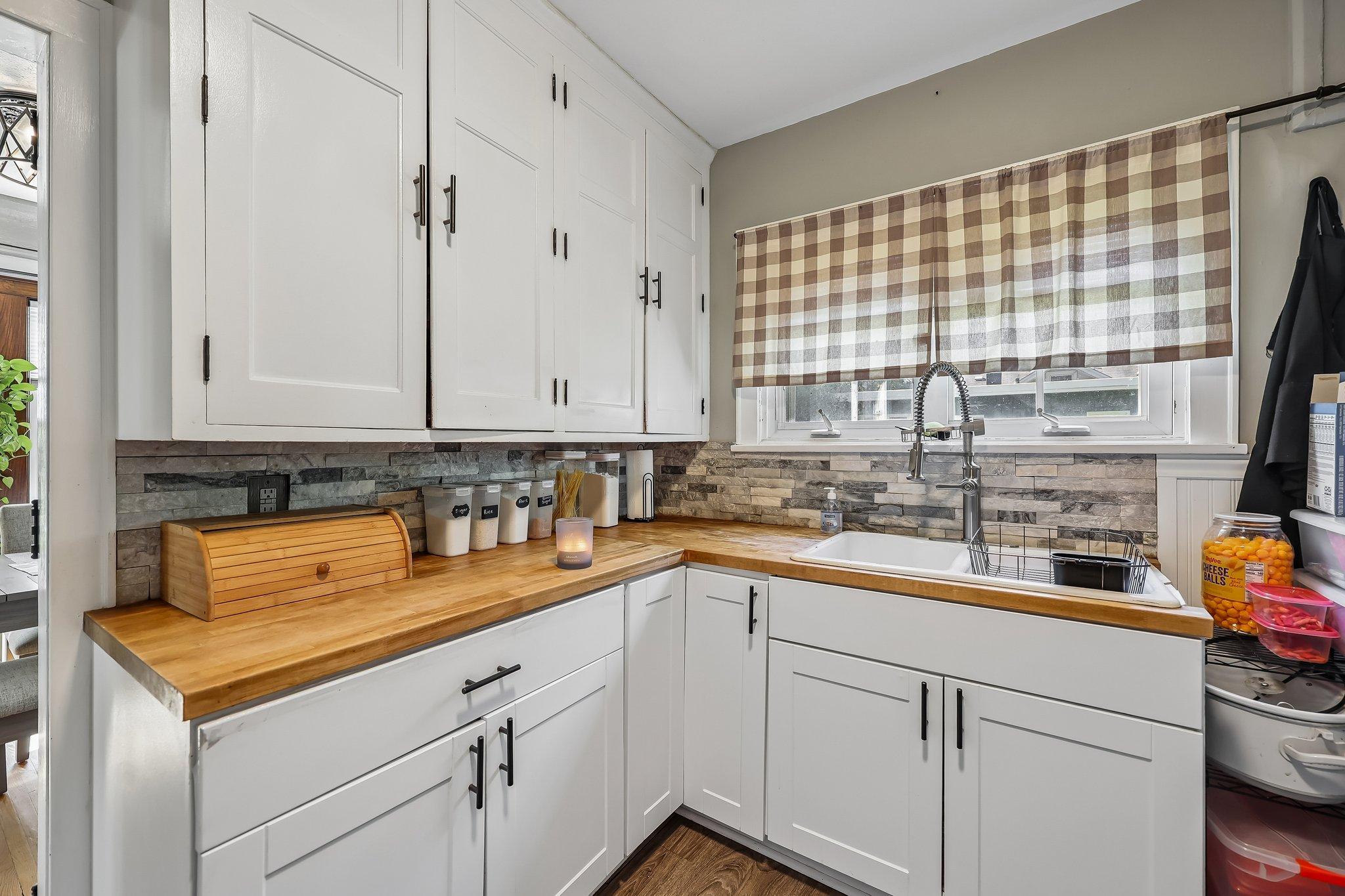 View of Residential at 2923 Upton Avenue, Minneapolis MN 55411, Minneapolis (9 of 29) - Mike Wilen | Minnesota Team Real Estate