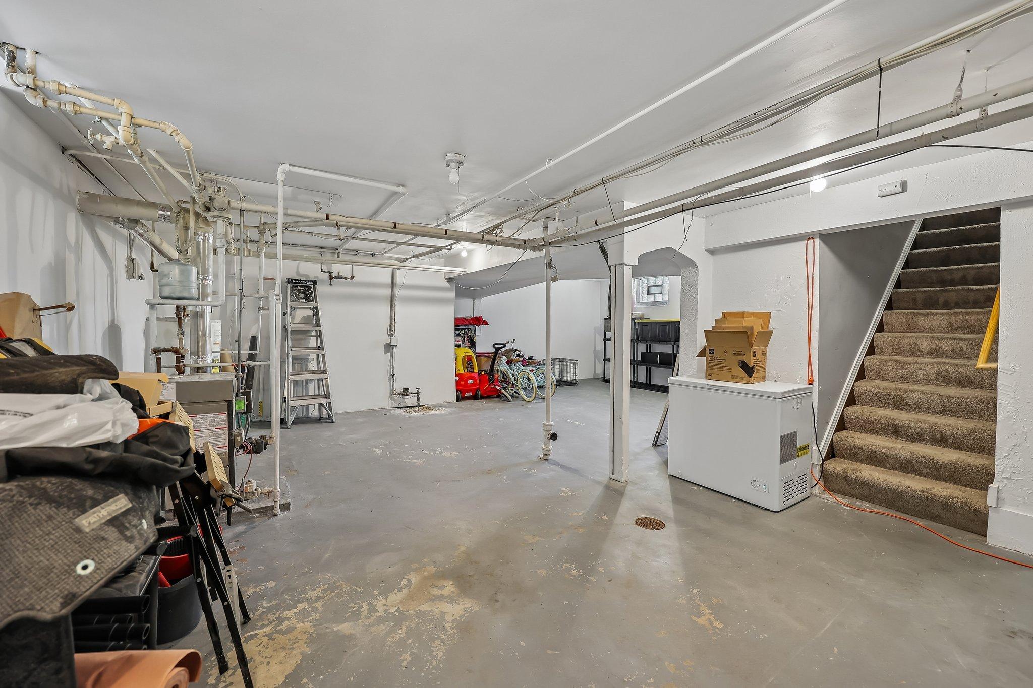 View of Residential at 2923 Upton Avenue, Minneapolis MN 55411, Minneapolis (22 of 29) - Mike Wilen | Minnesota Team Real Estate