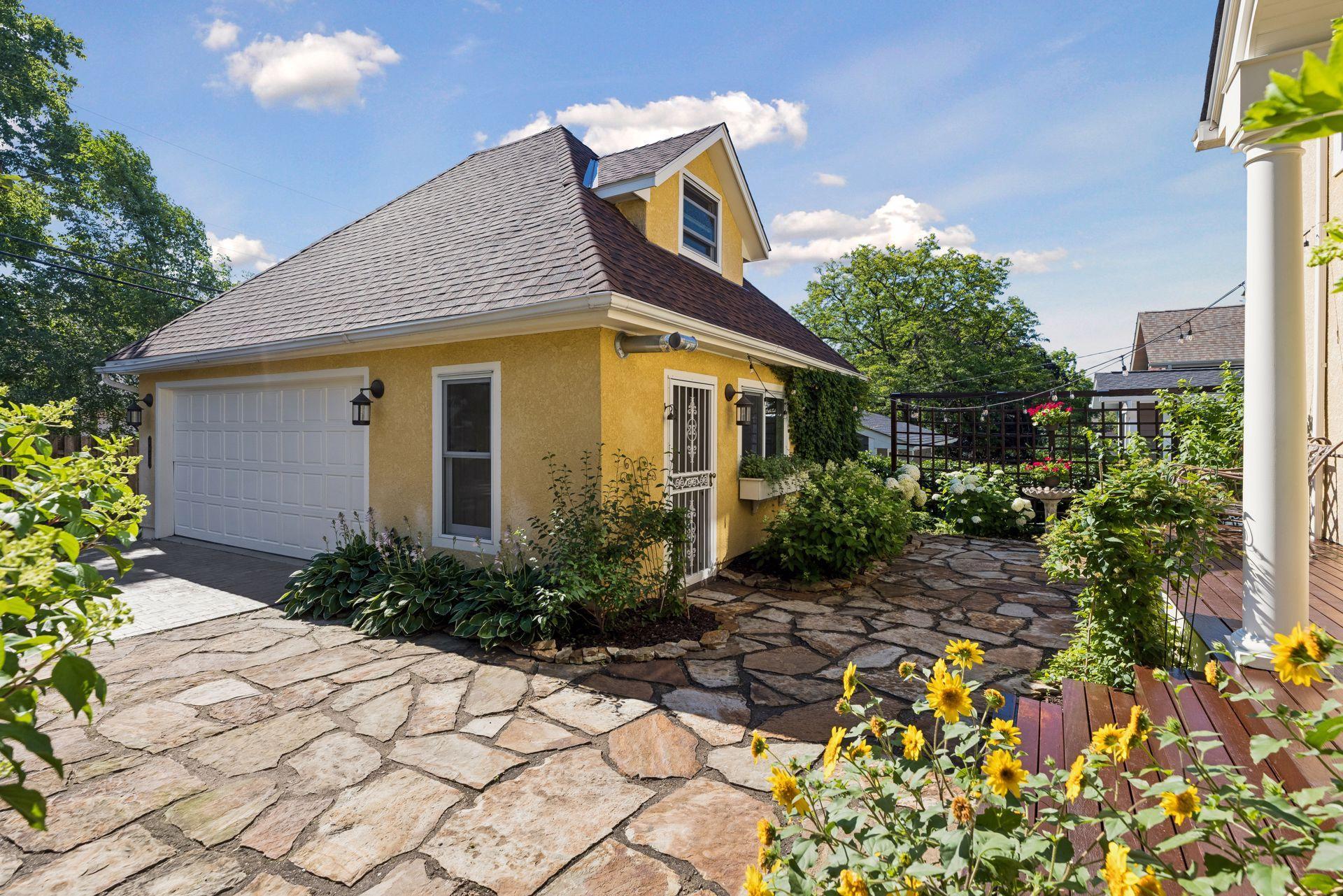 View of Residential at 4033 Ewing Avenue, Minneapolis MN 55410, Minneapolis (78 of 103) - Mike Wilen | Minnesota Team Real Estate