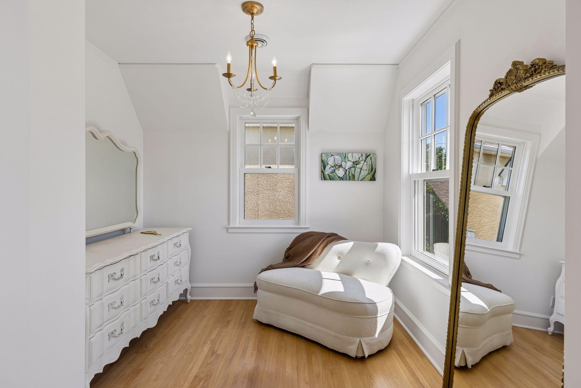 View of Residential at 4033 Ewing Avenue, Minneapolis MN 55410, Minneapolis (53 of 103) - Mike Wilen | Minnesota Team Real Estate
