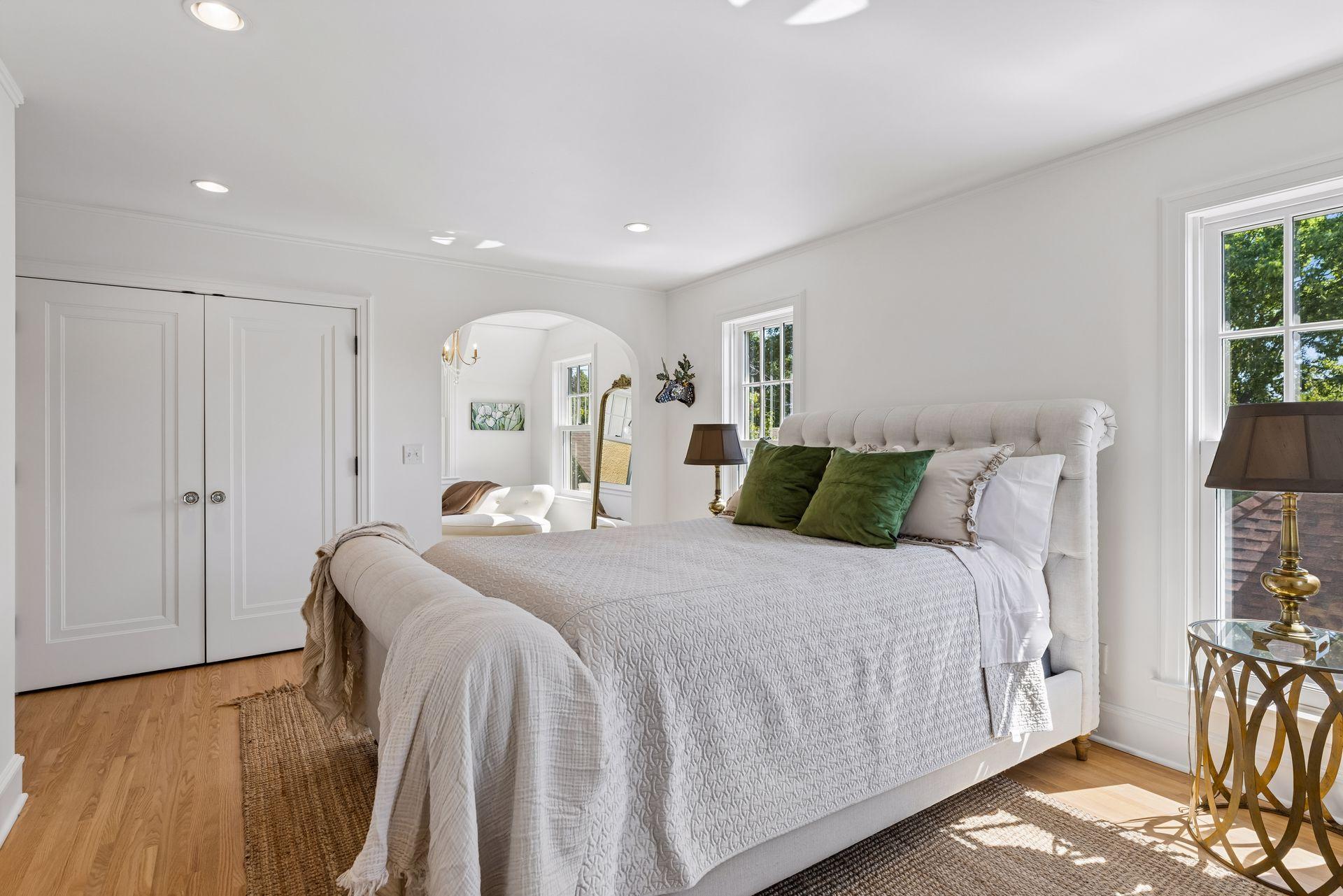 View of Residential at 4033 Ewing Avenue, Minneapolis MN 55410, Minneapolis (52 of 103) - Mike Wilen | Minnesota Team Real Estate