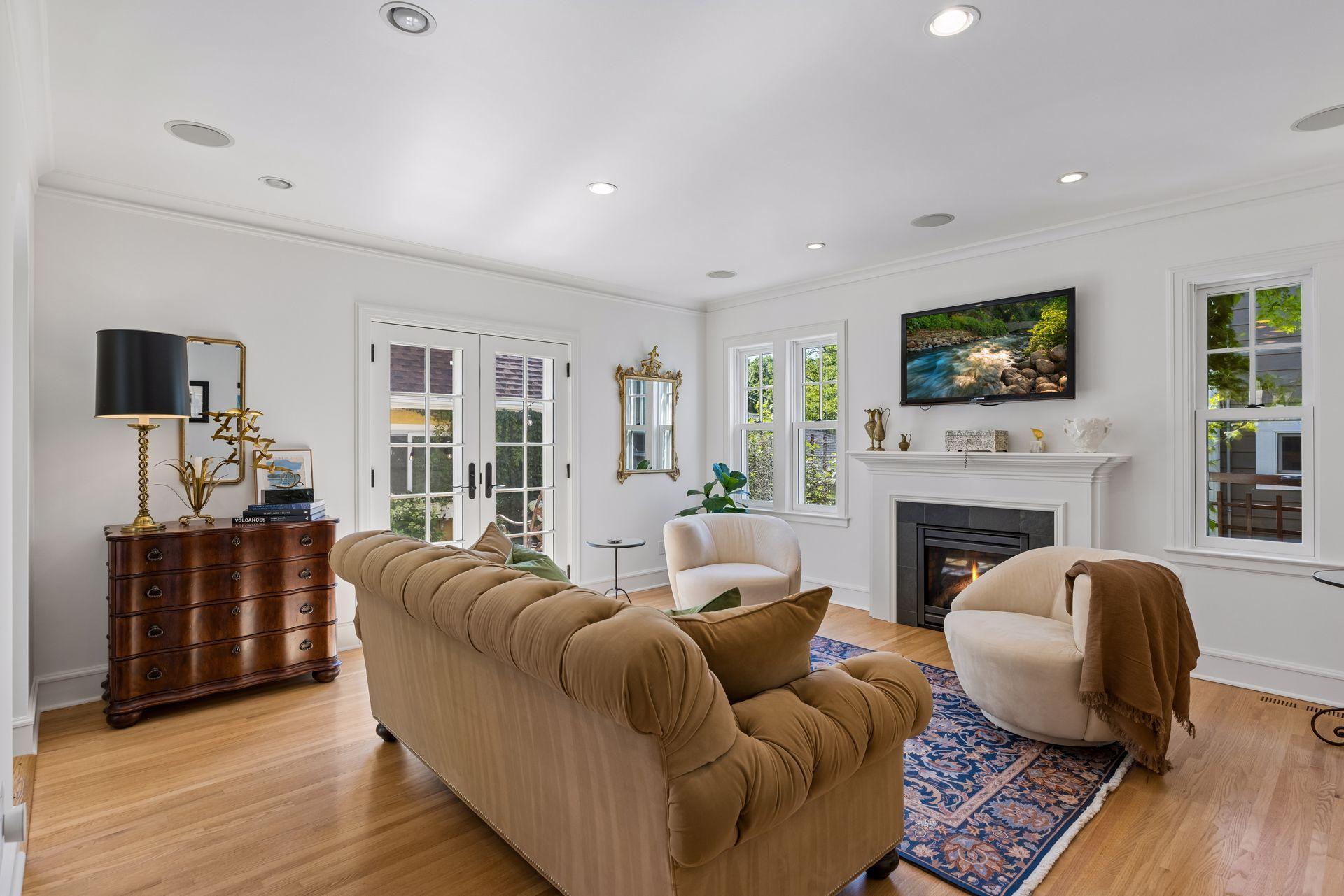 View of Residential at 4033 Ewing Avenue, Minneapolis MN 55410, Minneapolis (22 of 103) - Mike Wilen | Minnesota Team Real Estate