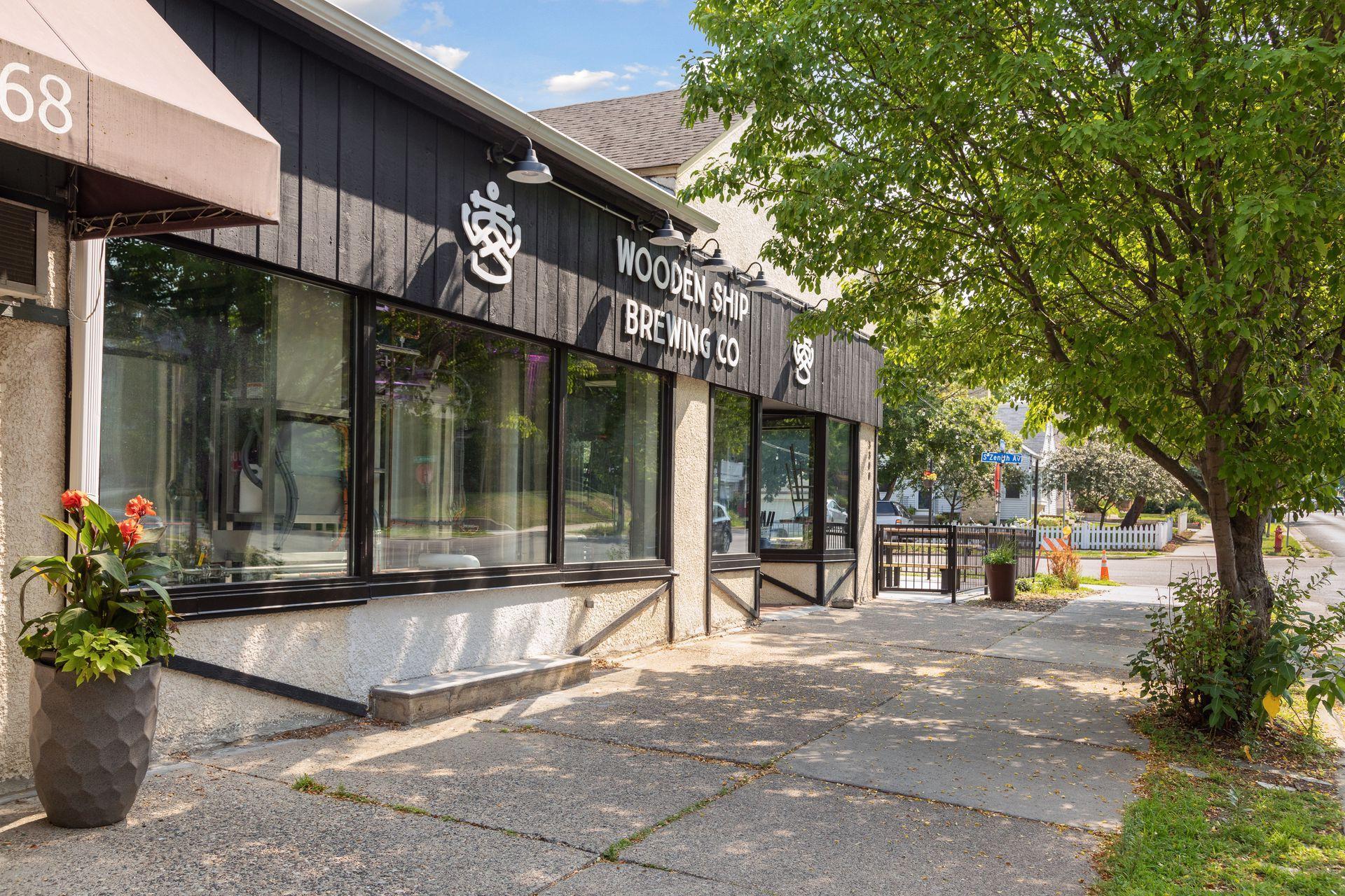 View of Residential at 4033 Ewing Avenue, Minneapolis MN 55410, Minneapolis (99 of 103) - Mike Wilen | Minnesota Team Real Estate