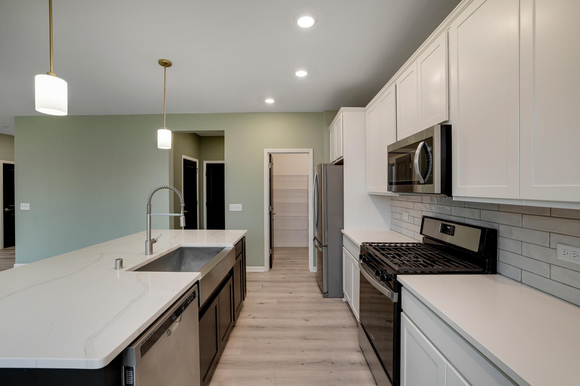 View of Residential at 11551 Brayburn Trail, Maple Grove MN 55369, Maple Grove (10 of 39) - Mike Wilen | Minnesota Team Real Estate