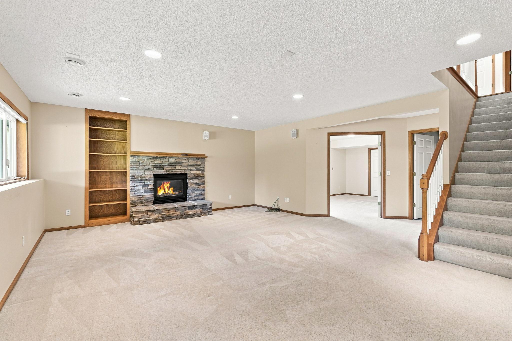 View of Residential at 10276 Lancaster Lane, Woodbury MN 55129, Woodbury (27 of 38) - Mike Wilen | Minnesota Team Real Estate