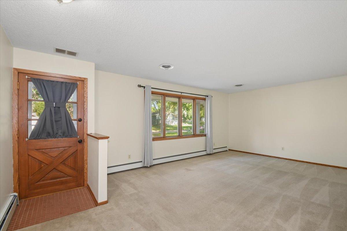 View of Residential at 300 Quaker Lane, Plymouth MN 55441, Plymouth (5 of 21) - Mike Wilen | Minnesota Team Real Estate