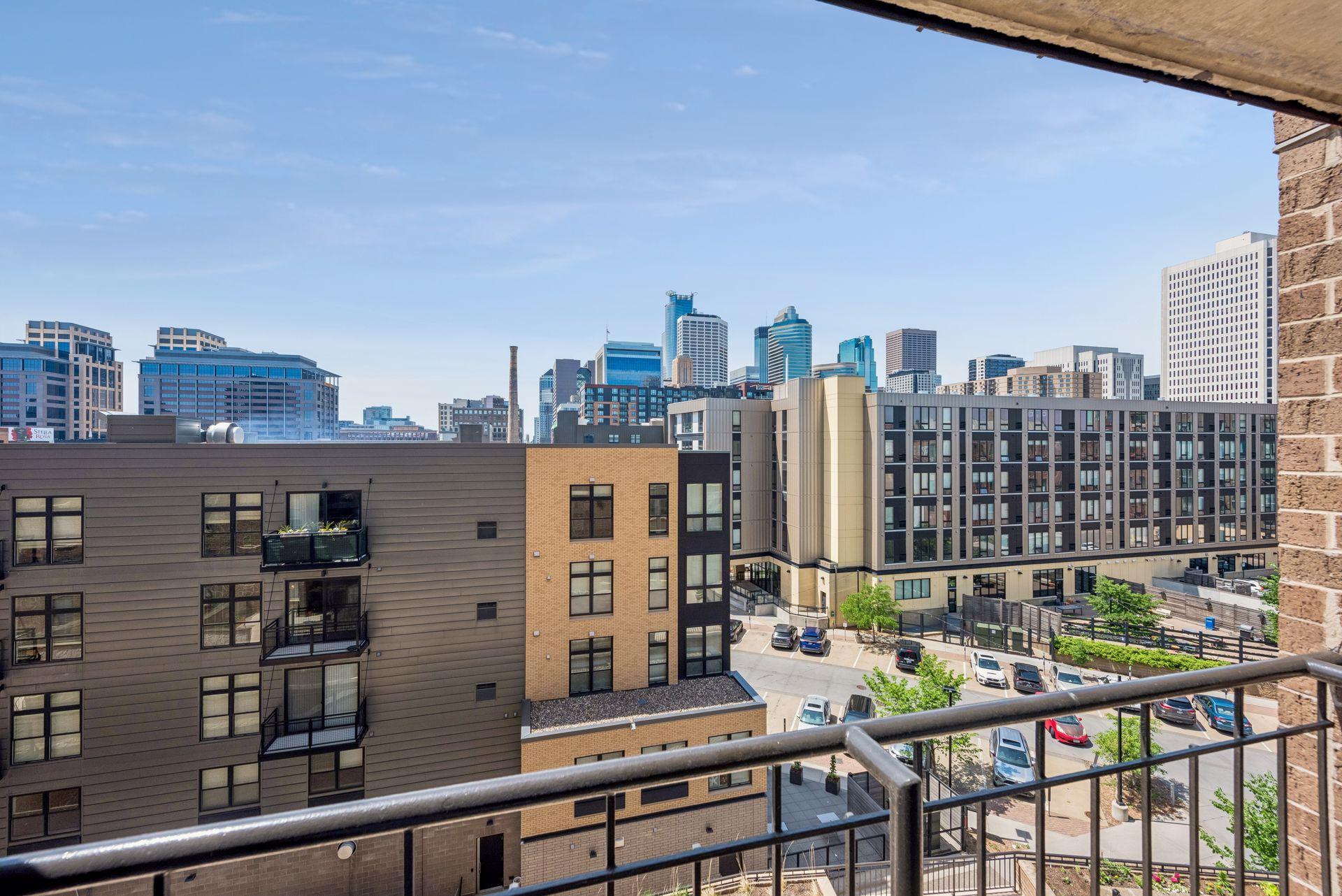 View of Residential at 401 1st Street #521, Minneapolis MN 55401, Minneapolis (4 of 57) - Mike Wilen | Minnesota Team Real Estate