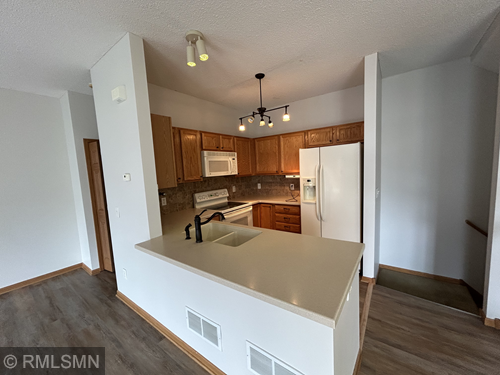 View of Residential at 6884 Meadow Grass Lane, Cottage Grove MN 55016, Cottage Grove (9 of 34) - Mike Wilen | Minnesota Team Real Estate
