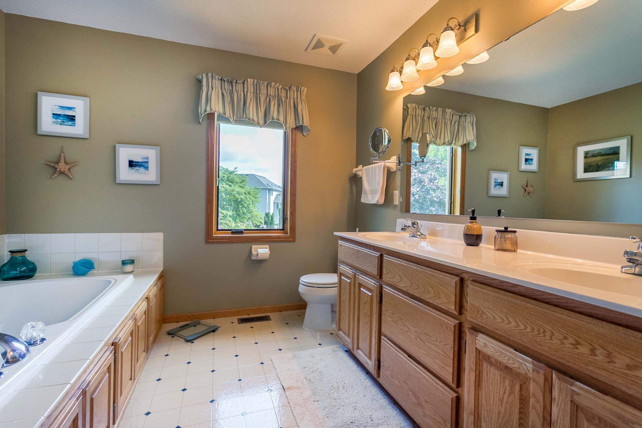 View of Residential at 3895 Arlington Drive, Woodbury MN 55129, Woodbury (43 of 72) - Mike Wilen | Minnesota Team Real Estate