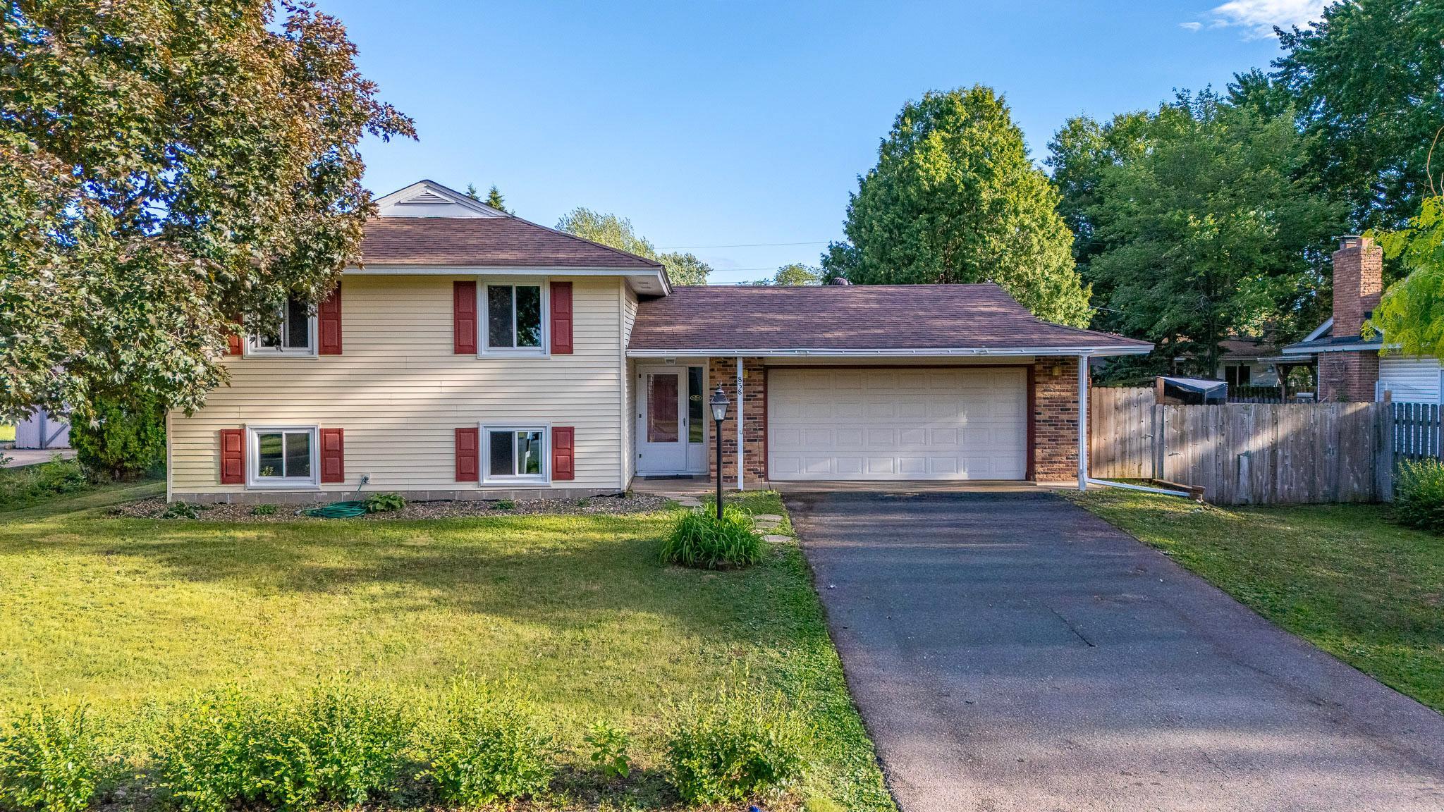 View of Residential at 838 Jonathan Drive, Apple Valley MN 55124, Apple Valley - Mike Wilen | Minnesota Team Real Estate
