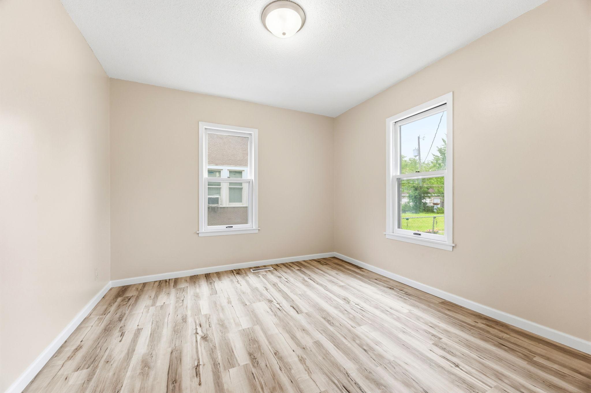 View of Residential at 706 Oliver Avenue, Minneapolis MN 55411, Minneapolis (13 of 23) - Mike Wilen | Minnesota Team Real Estate