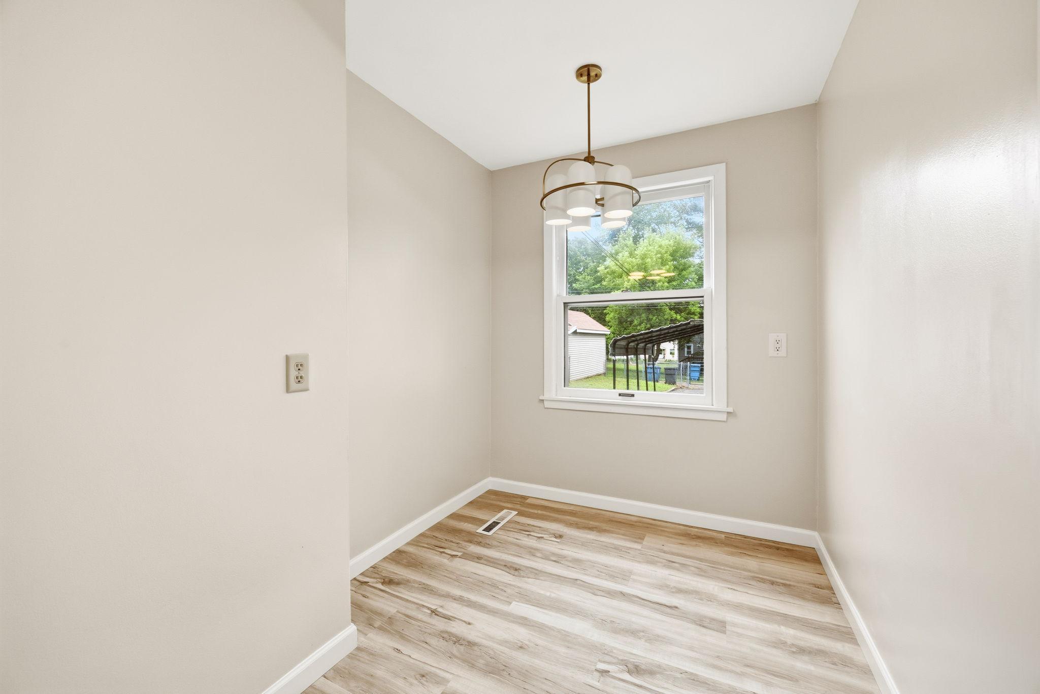 View of Residential at 706 Oliver Avenue, Minneapolis MN 55411, Minneapolis (9 of 23) - Mike Wilen | Minnesota Team Real Estate