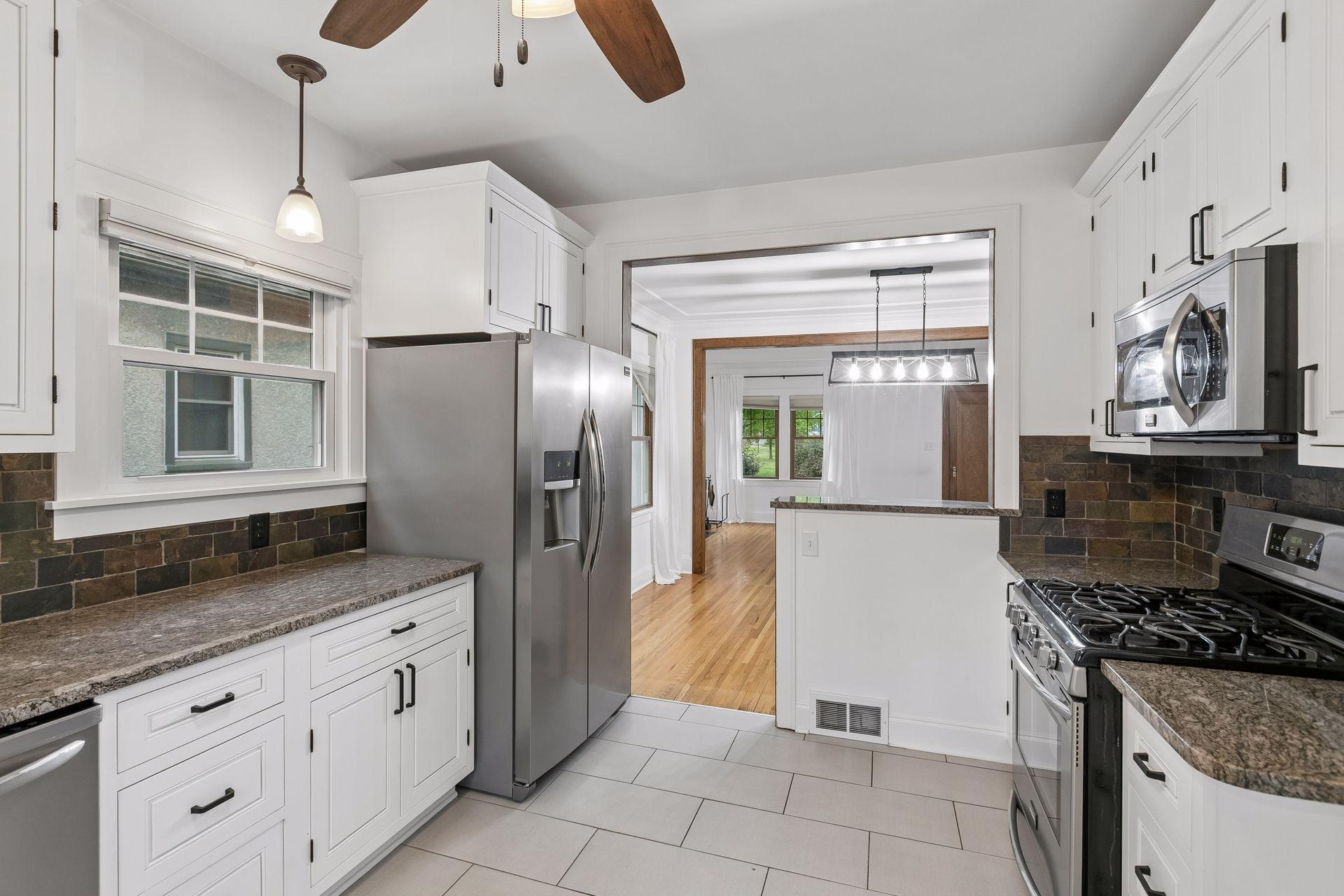 View of Residential at 3350 Xerxes Avenue, Minneapolis MN 55412, Minneapolis (18 of 48) - Mike Wilen | Minnesota Team Real Estate