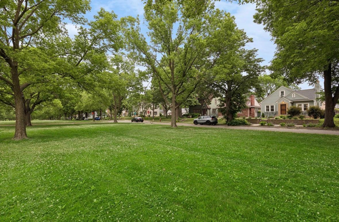 View of Residential at 3350 Xerxes Avenue, Minneapolis MN 55412, Minneapolis (5 of 46) - Mike Wilen | Minnesota Team Real Estate
