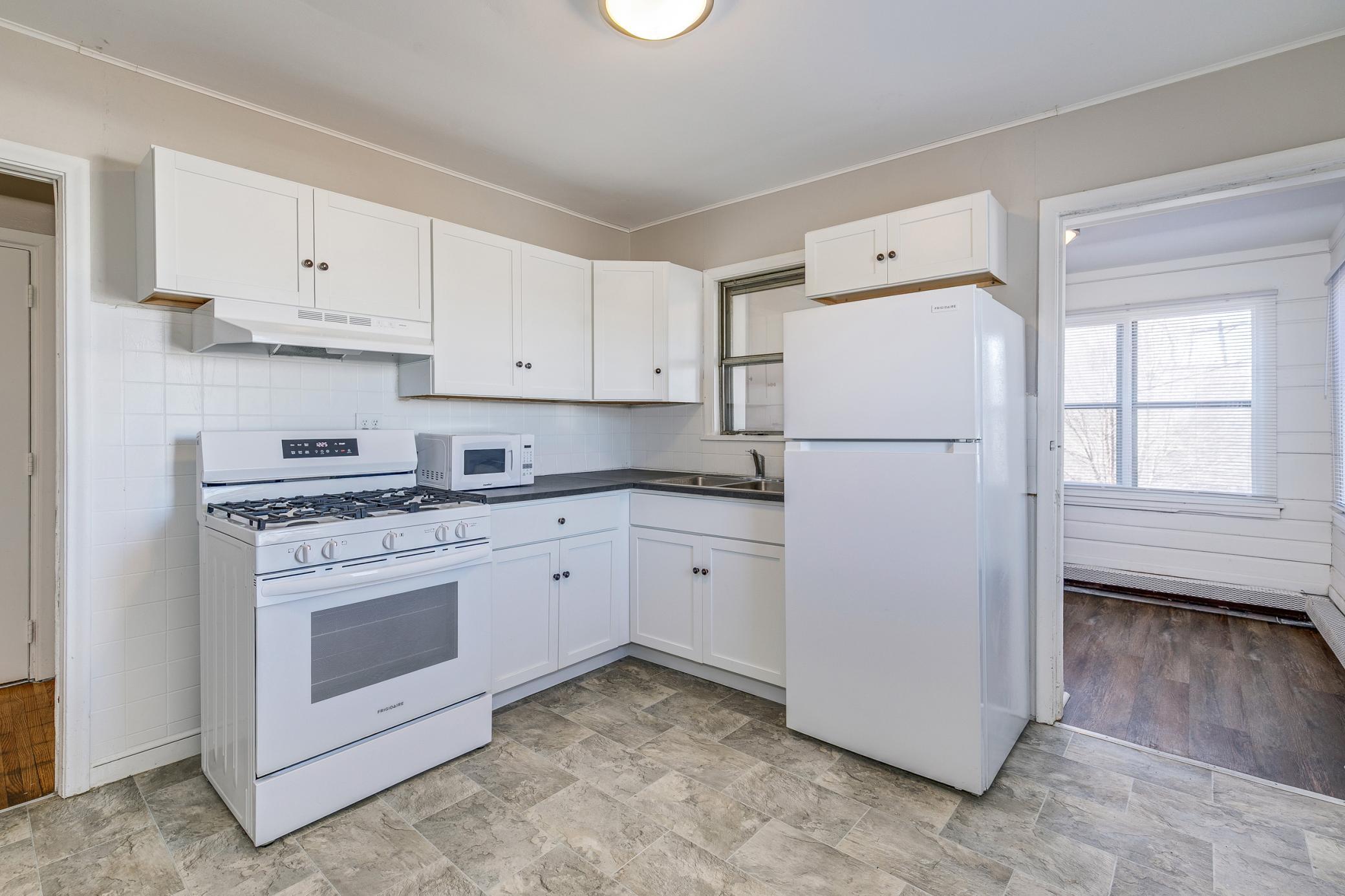 View of Commercial Sale at 609 Dale Street, Saint Paul MN 55103, Saint Paul (9 of 39) - Mike Wilen | Minnesota Team Real Estate