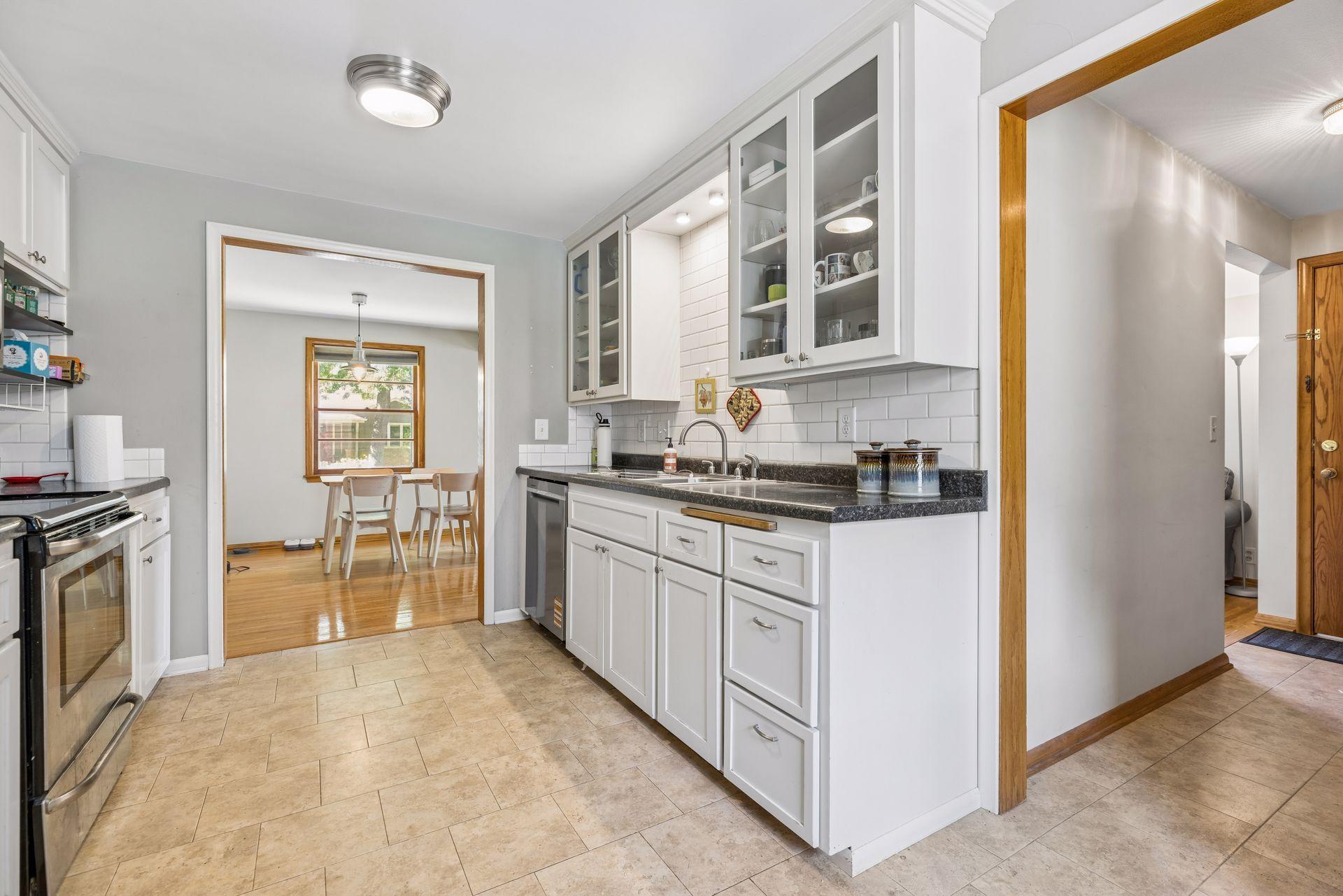 View of Residential Income at 5300 Penn Avenue, Minneapolis MN 55419, Minneapolis (16 of 39) - Mike Wilen | Minnesota Team Real Estate