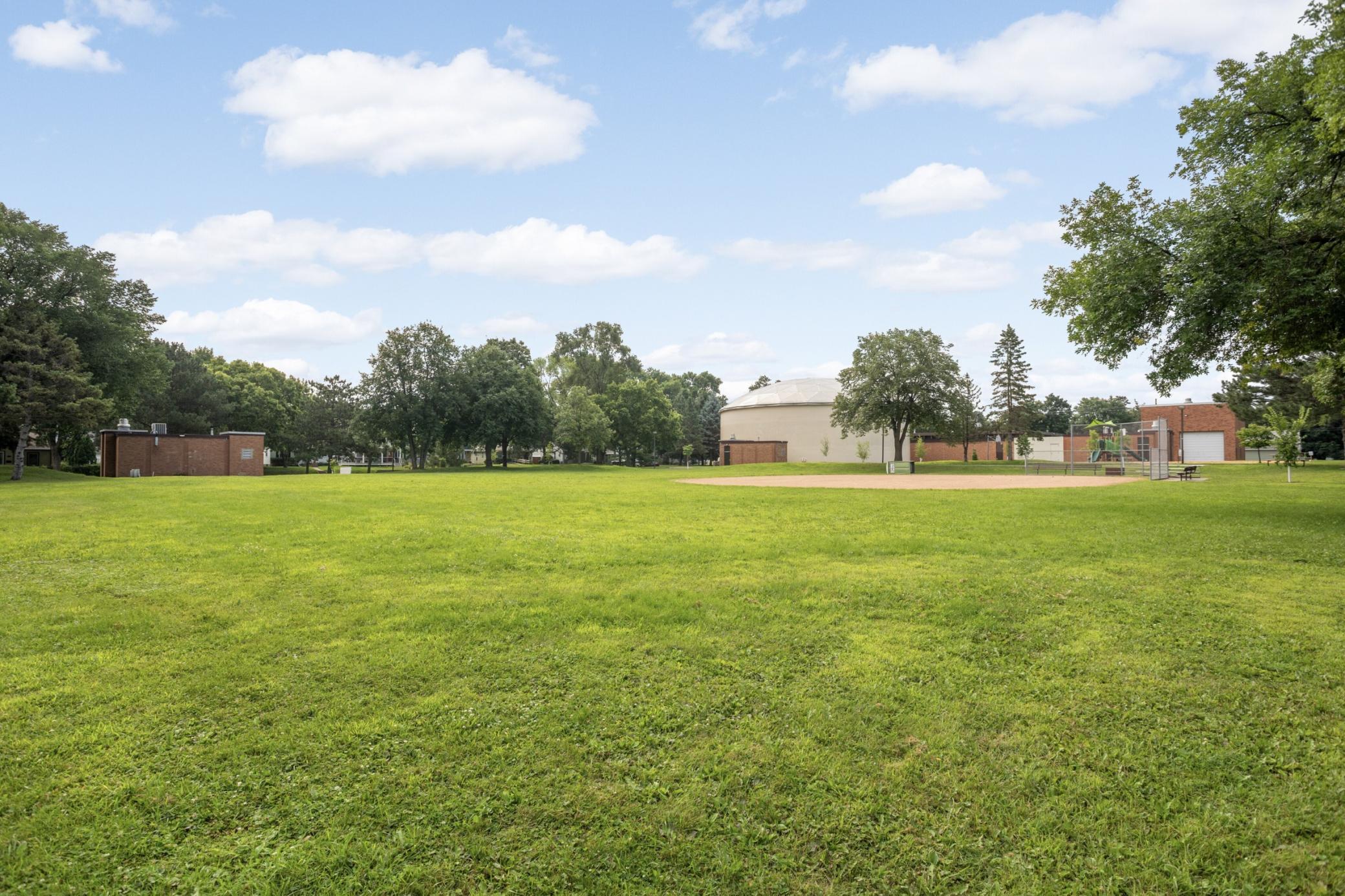 View of Residential at 2913 Florida Avenue, Saint Louis Park MN 55426, Saint Louis Park (30 of 34) - Mike Wilen | Minnesota Team Real Estate