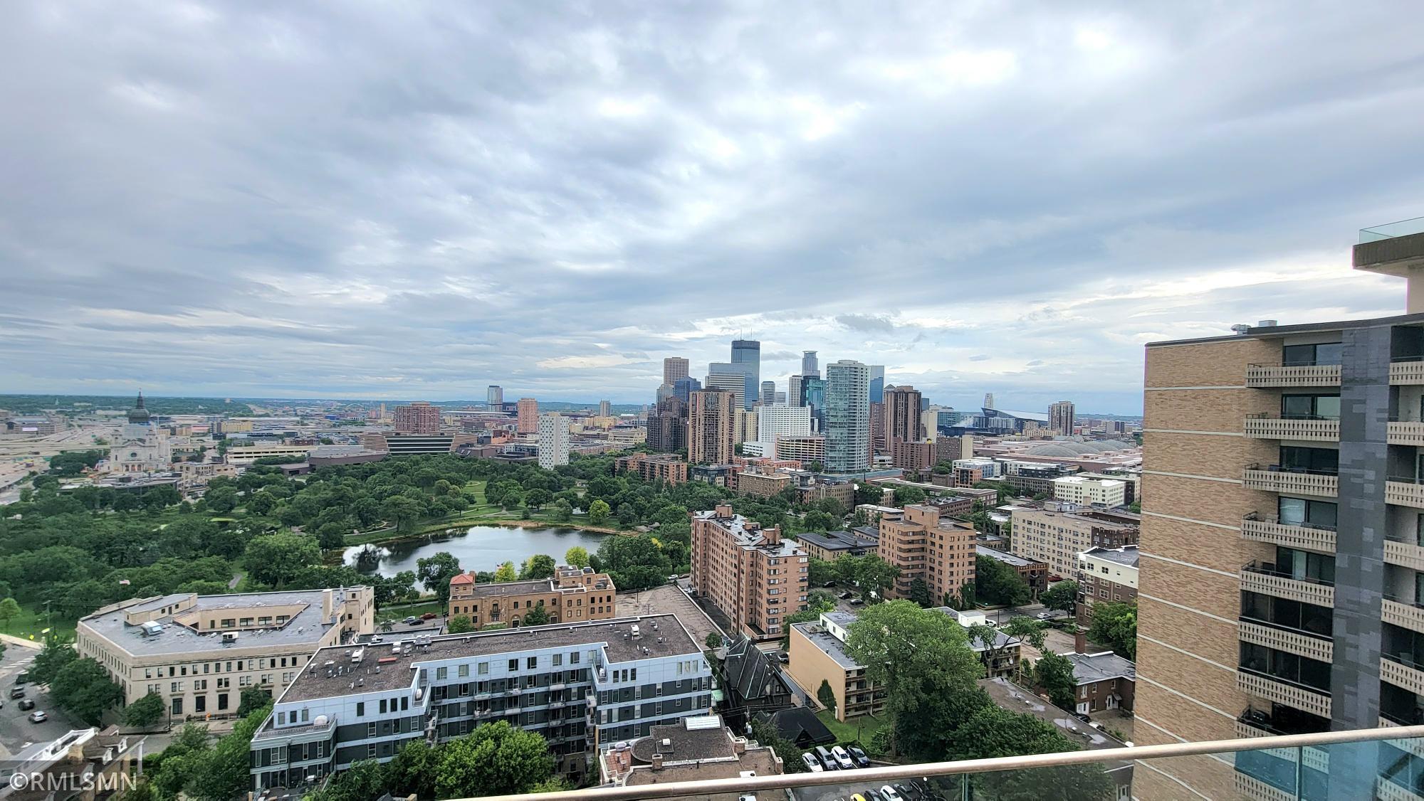 View of Residential at 410 Groveland Avenue #202, Minneapolis MN 55403, Minneapolis (17 of 19) - Mike Wilen | Minnesota Team Real Estate