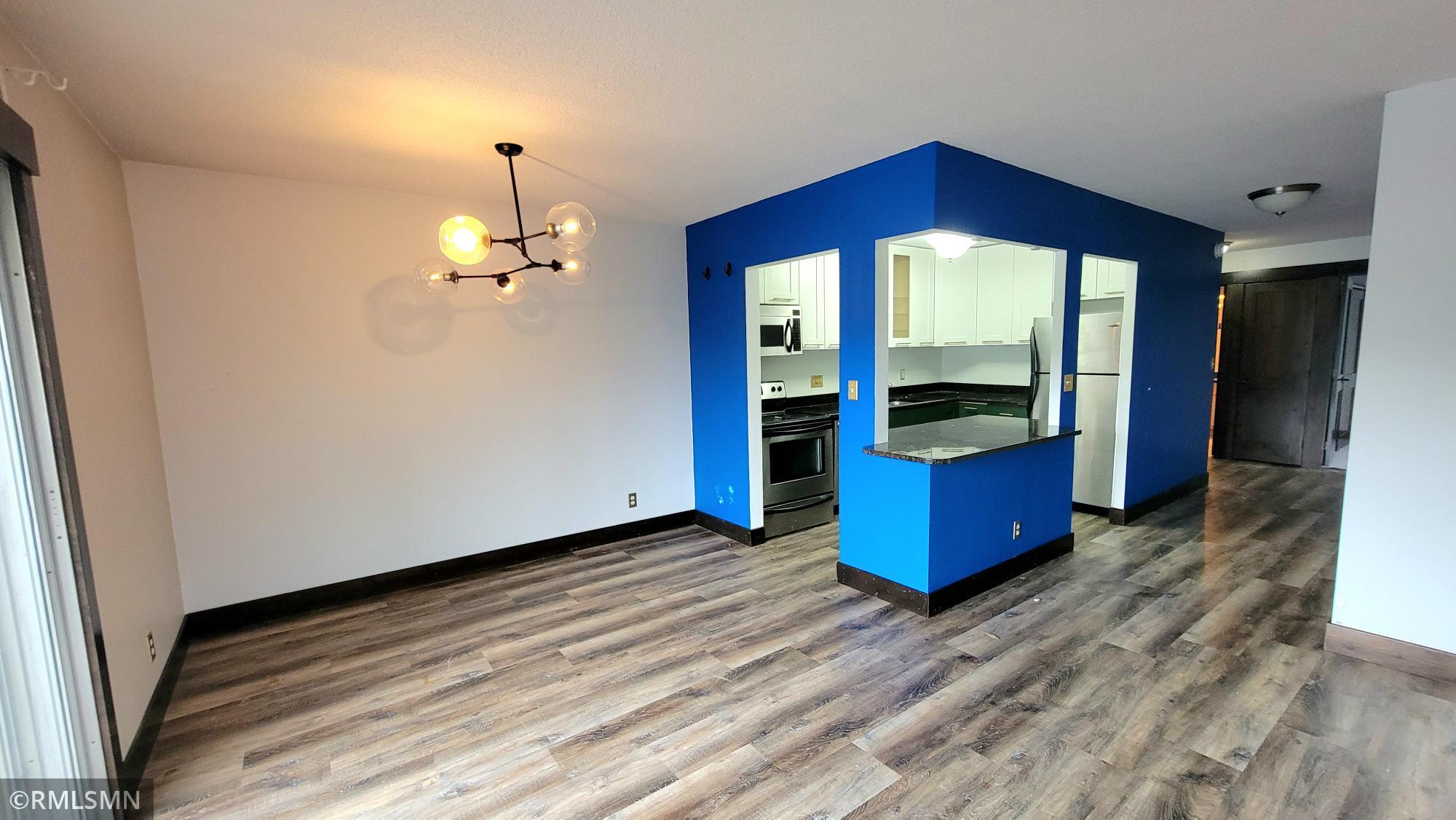 View of Residential at 410 Groveland Avenue #202, Minneapolis MN 55403, Minneapolis (6 of 19) - Mike Wilen | Minnesota Team Real Estate