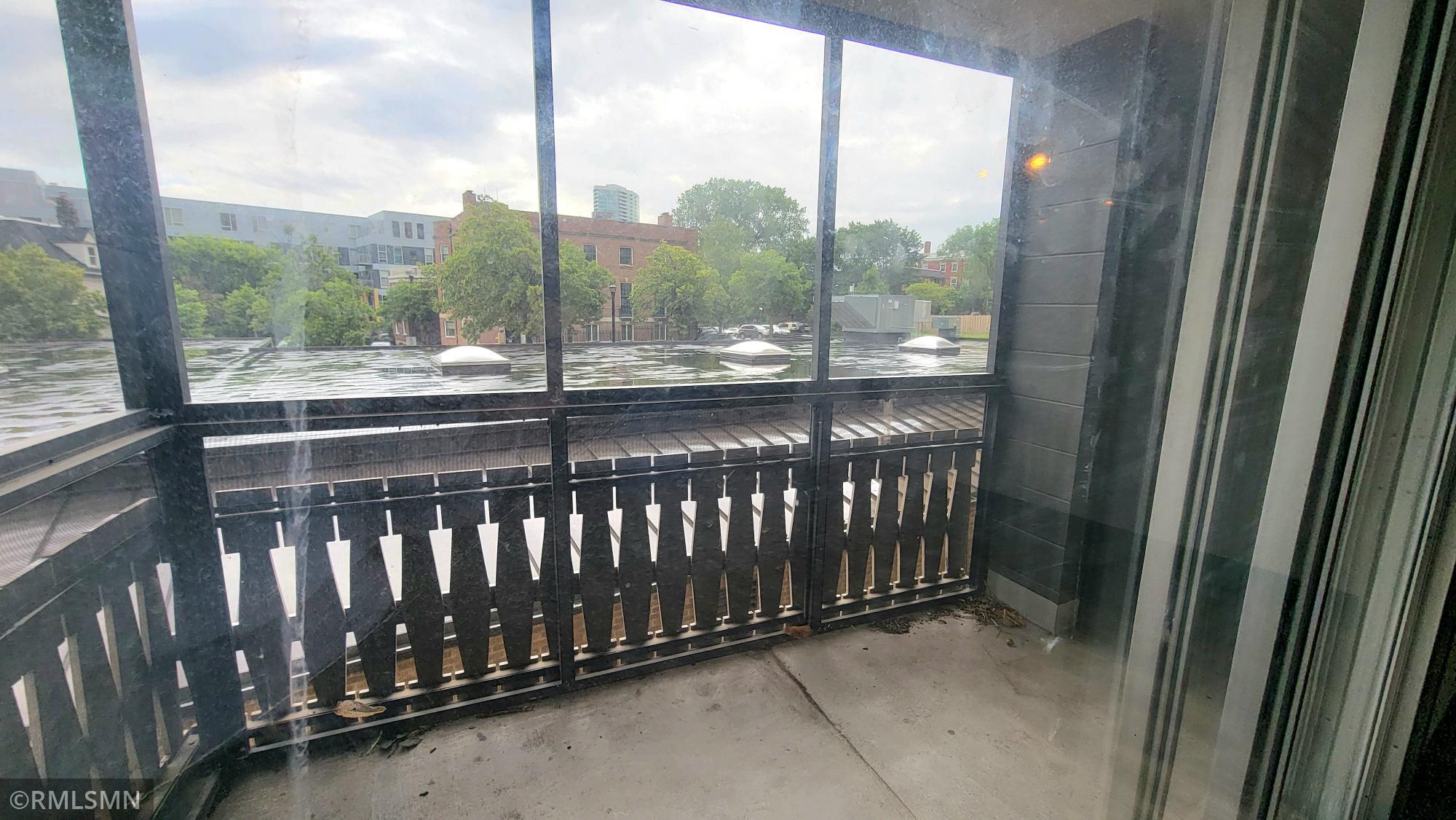 View of Residential at 410 Groveland Avenue #202, Minneapolis MN 55403, Minneapolis (5 of 19) - Mike Wilen | Minnesota Team Real Estate