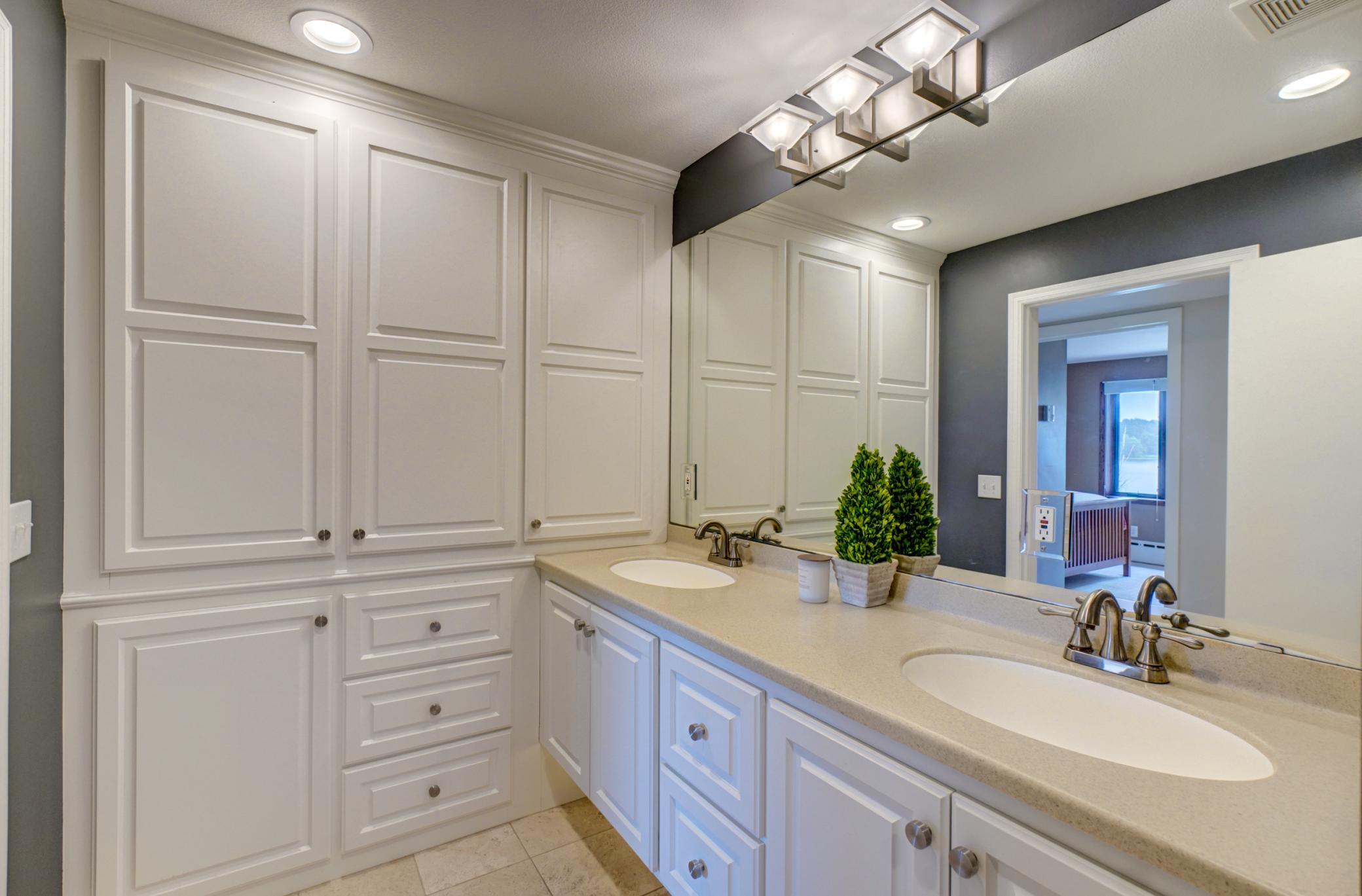 View of Residential at 19 Dove Lane, North Oaks MN 55127, North Oaks (36 of 42) - Mike Wilen | Minnesota Team Real Estate