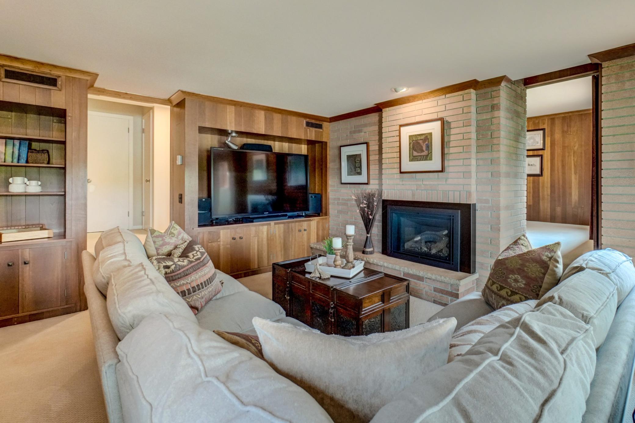 View of Residential at 19 Dove Lane, North Oaks MN 55127, North Oaks (39 of 42) - Mike Wilen | Minnesota Team Real Estate