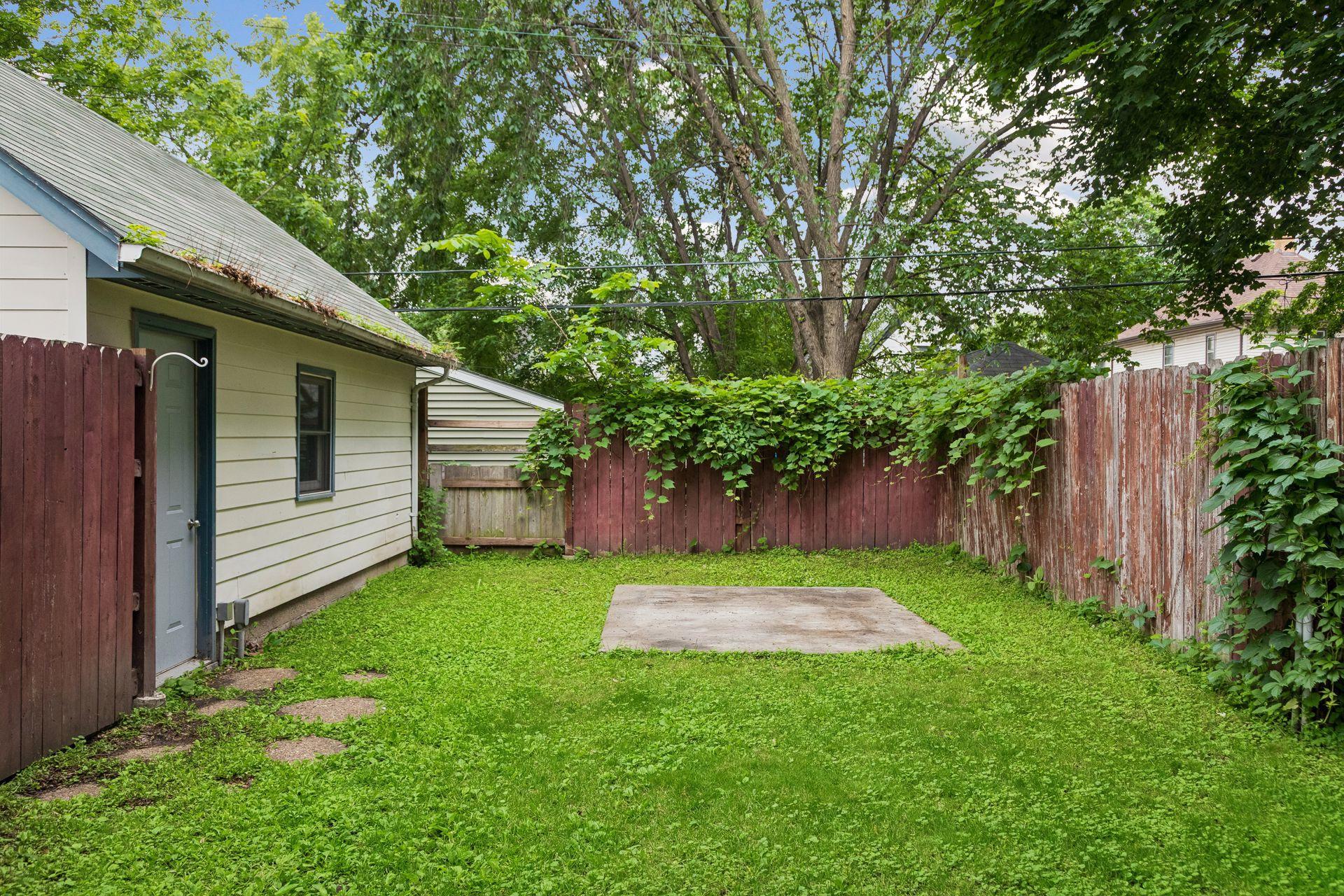 View of Residential at 1310 Seminary Avenue, Saint Paul MN 55104, Saint Paul (37 of 40) - Mike Wilen | Minnesota Team Real Estate