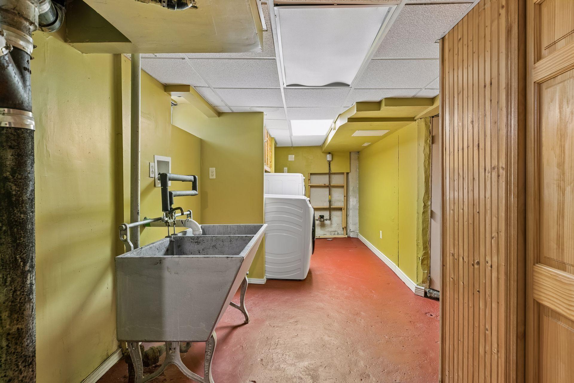 View of Residential at 1310 Seminary Avenue, Saint Paul MN 55104, Saint Paul (31 of 40) - Mike Wilen | Minnesota Team Real Estate