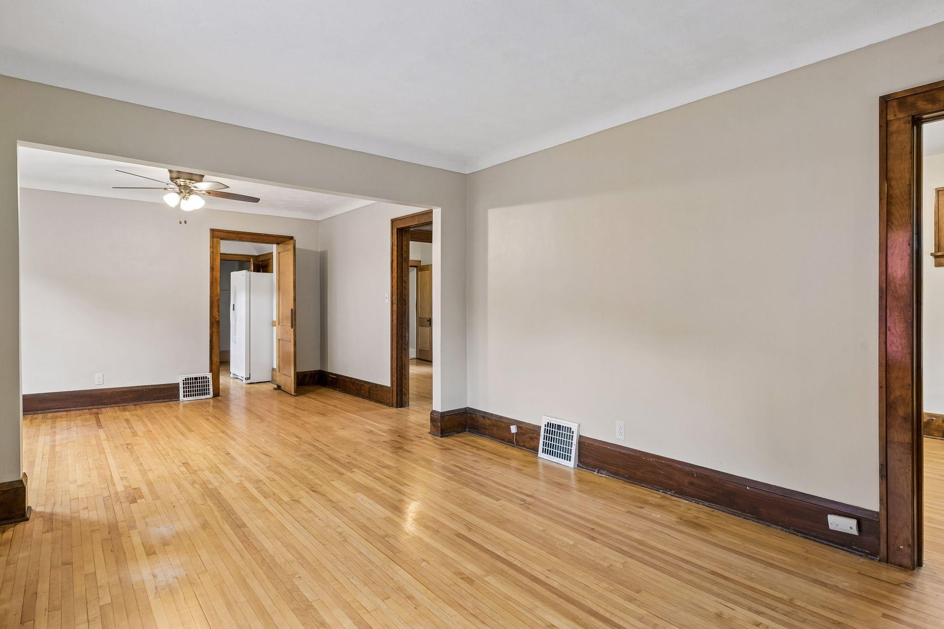 View of Residential at 1310 Seminary Avenue, Saint Paul MN 55104, Saint Paul (12 of 40) - Mike Wilen | Minnesota Team Real Estate