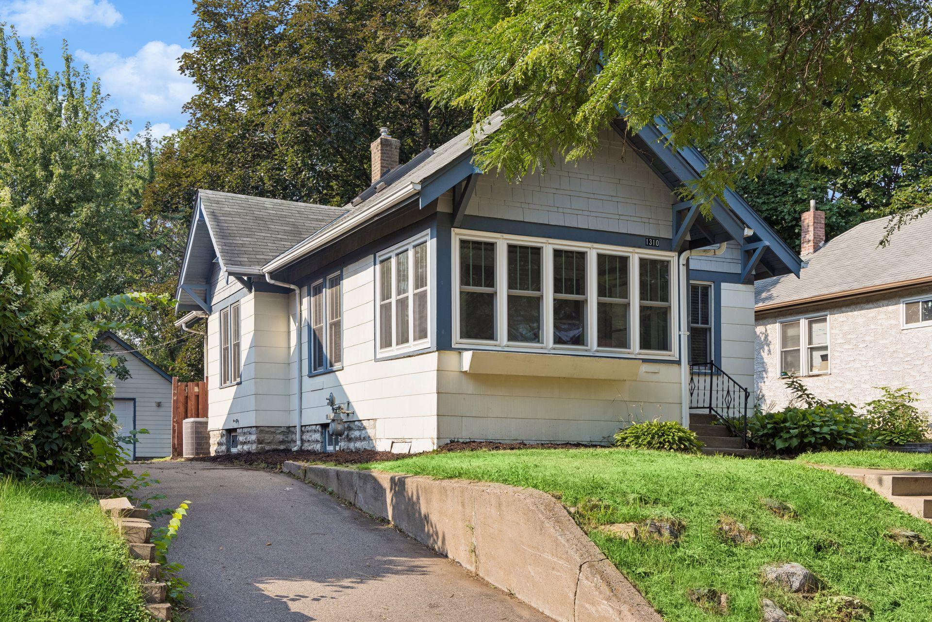 View of Residential at 1310 Seminary Avenue, Saint Paul MN 55104, Saint Paul (3 of 40) - Mike Wilen | Minnesota Team Real Estate