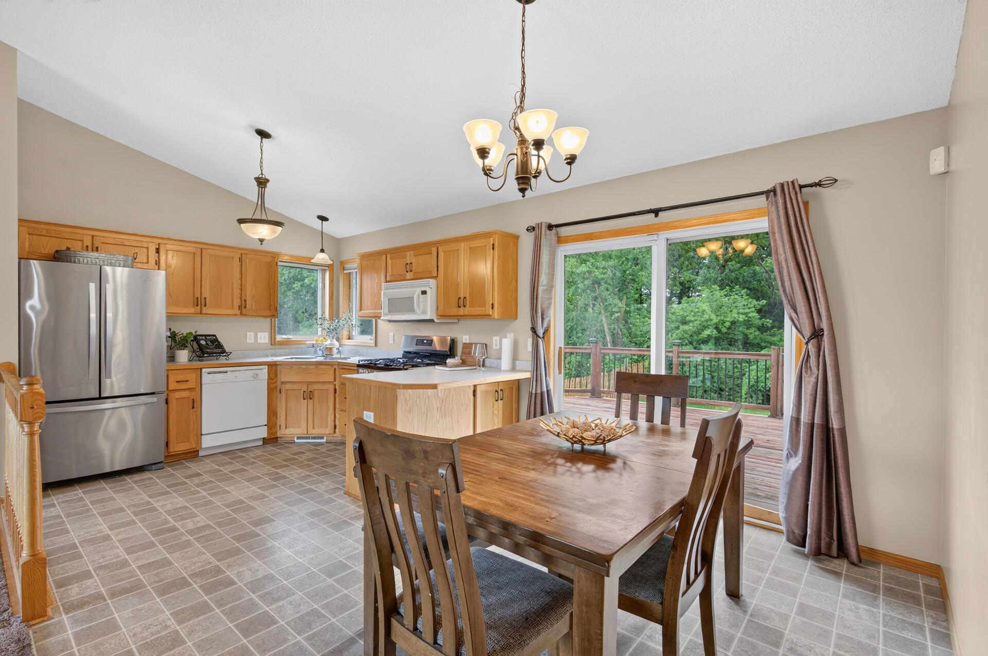 View of Residential at 1002 3rd Avenue, Isanti MN 55040, Isanti (8 of 31) - Mike Wilen | Minnesota Team Real Estate