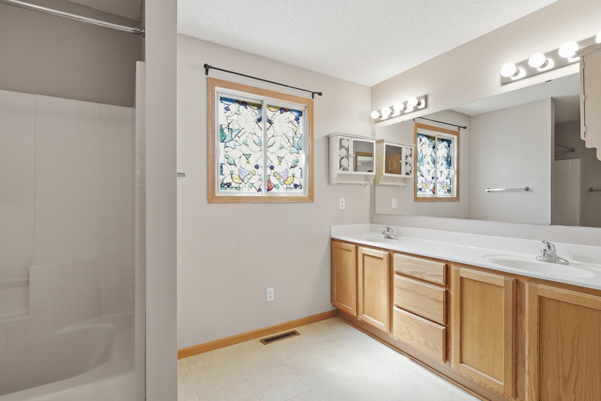 View of Residential at 3176 Juniper Lane #E, Woodbury MN 55125, Woodbury (24 of 33) - Mike Wilen | Minnesota Team Real Estate