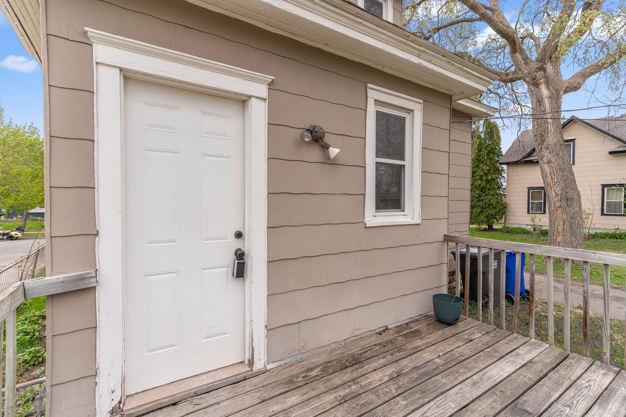 View of Residential at 1302 Hewitt Avenue, Saint Paul MN 55104, Saint Paul (23 of 27) - Mike Wilen | Minnesota Team Real Estate