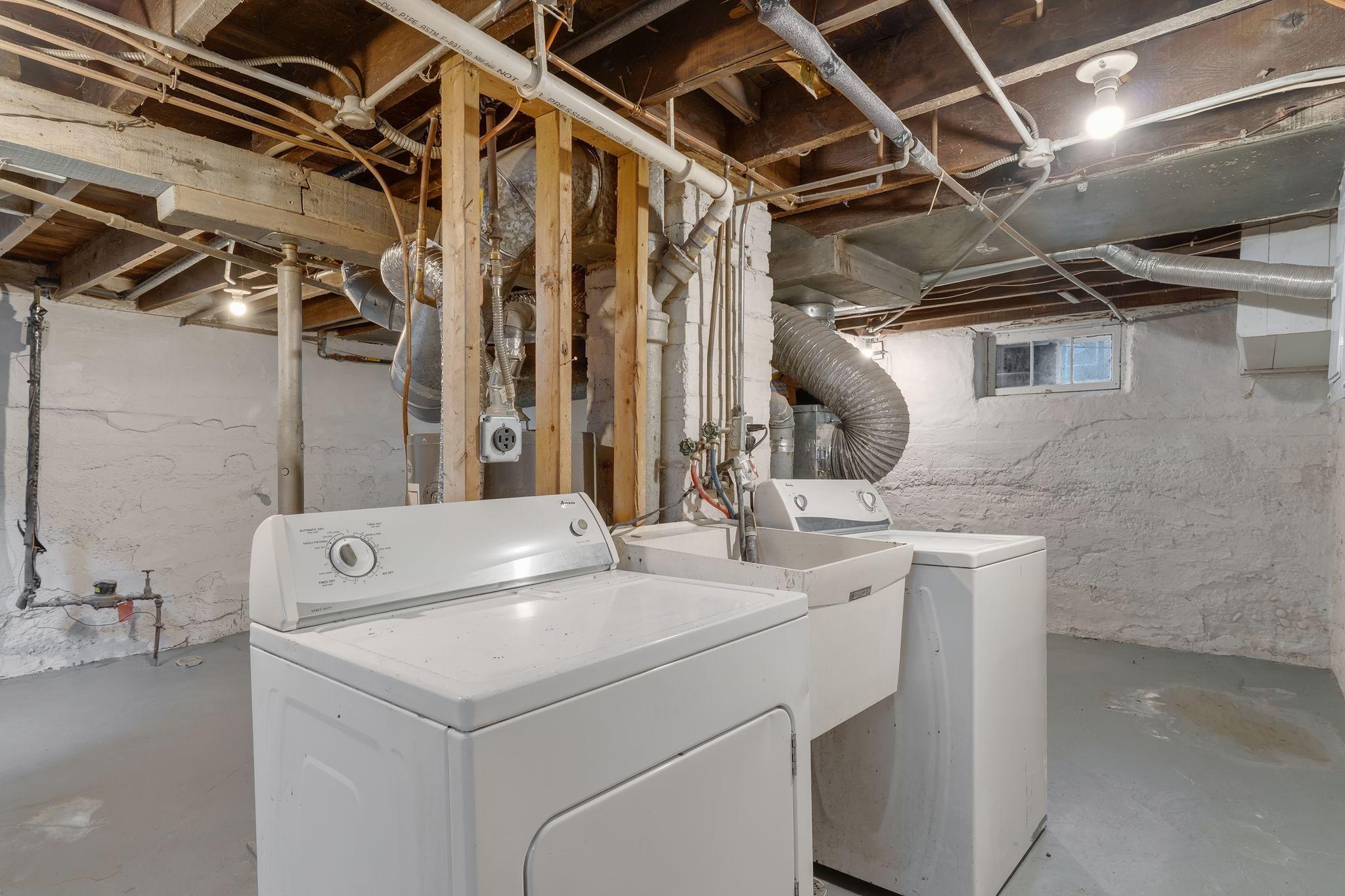 View of Residential at 1302 Hewitt Avenue, Saint Paul MN 55104, Saint Paul (22 of 27) - Mike Wilen | Minnesota Team Real Estate