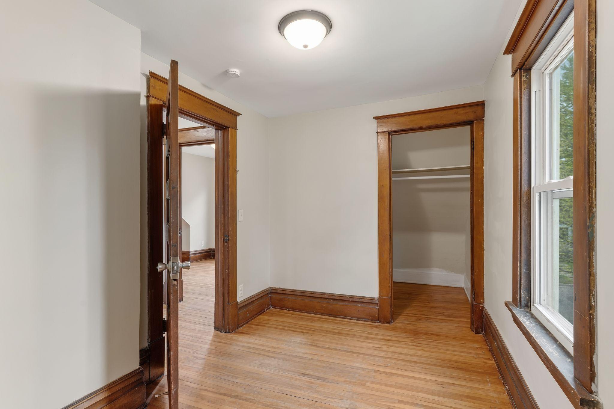 View of Residential at 1302 Hewitt Avenue, Saint Paul MN 55104, Saint Paul (19 of 27) - Mike Wilen | Minnesota Team Real Estate