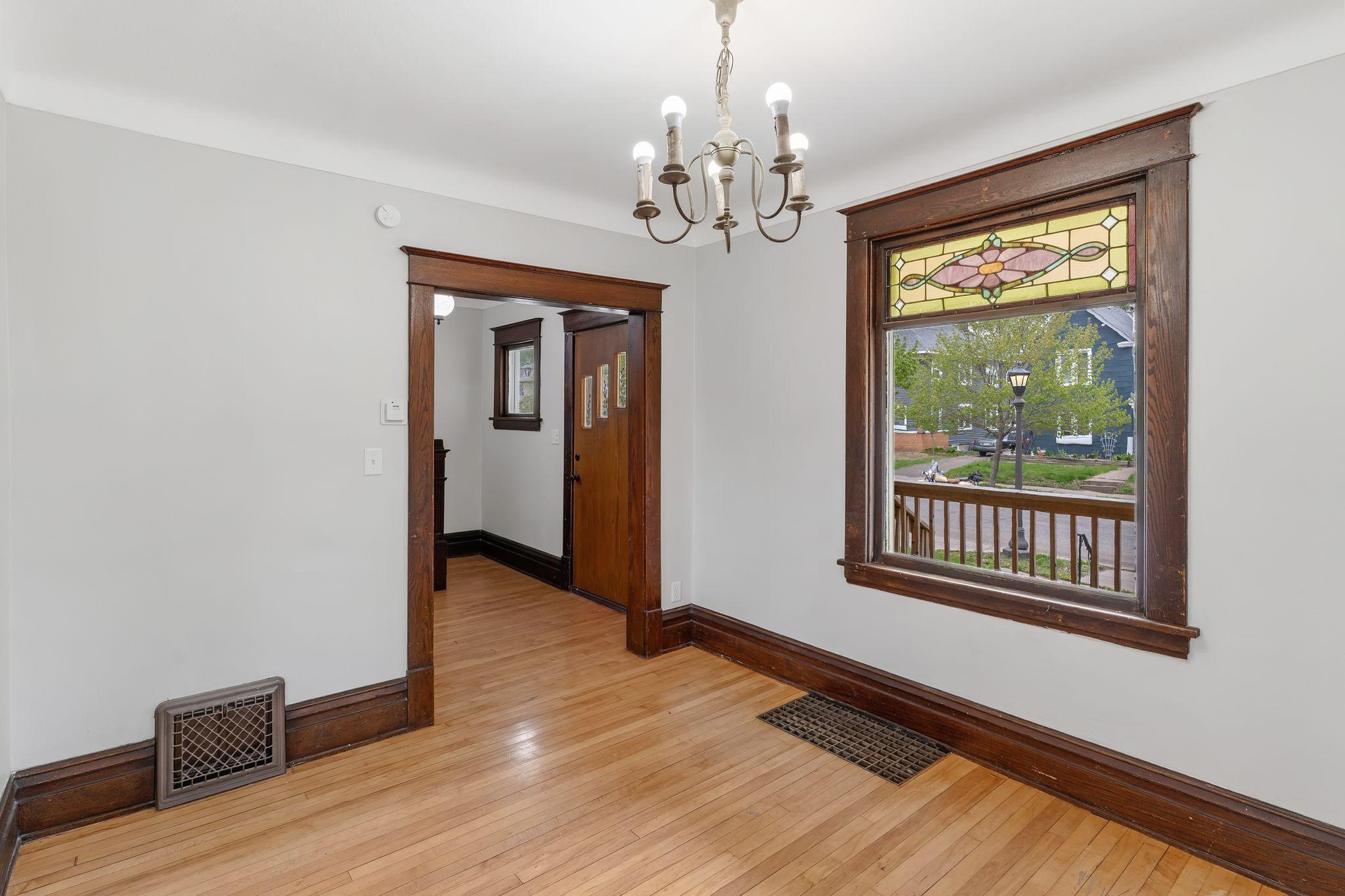 View of Residential at 1302 Hewitt Avenue, Saint Paul MN 55104, Saint Paul (3 of 27) - Mike Wilen | Minnesota Team Real Estate