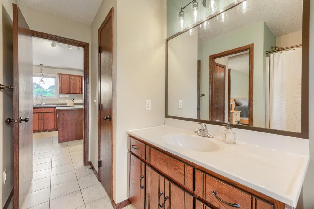 View of Residential at 749 Pleasant Avenue, Saint Paul Park MN 55071, Saint Paul Park (23 of 31) - Mike Wilen | Minnesota Team Real Estate