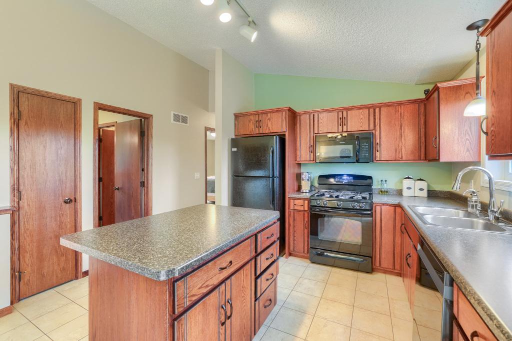 View of Residential at 749 Pleasant Avenue, Saint Paul Park MN 55071, Saint Paul Park (14 of 31) - Mike Wilen | Minnesota Team Real Estate