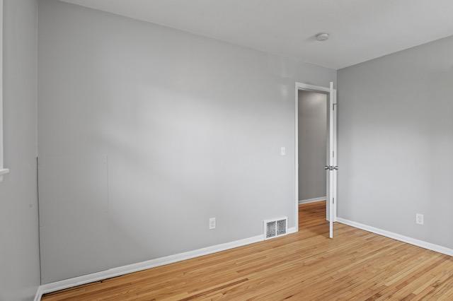 View of Residential Income at 2105 Russell Avenue, Minneapolis MN 55411, Minneapolis (16 of 18) - Mike Wilen | Minnesota Team Real Estate