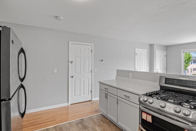 View of Residential Income at 2105 Russell Avenue, Minneapolis MN 55411, Minneapolis (8 of 18) - Mike Wilen | Minnesota Team Real Estate