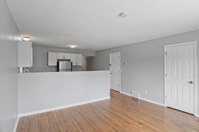 View of Residential Income at 2105 Russell Avenue, Minneapolis MN 55411, Minneapolis (5 of 18) - Mike Wilen | Minnesota Team Real Estate