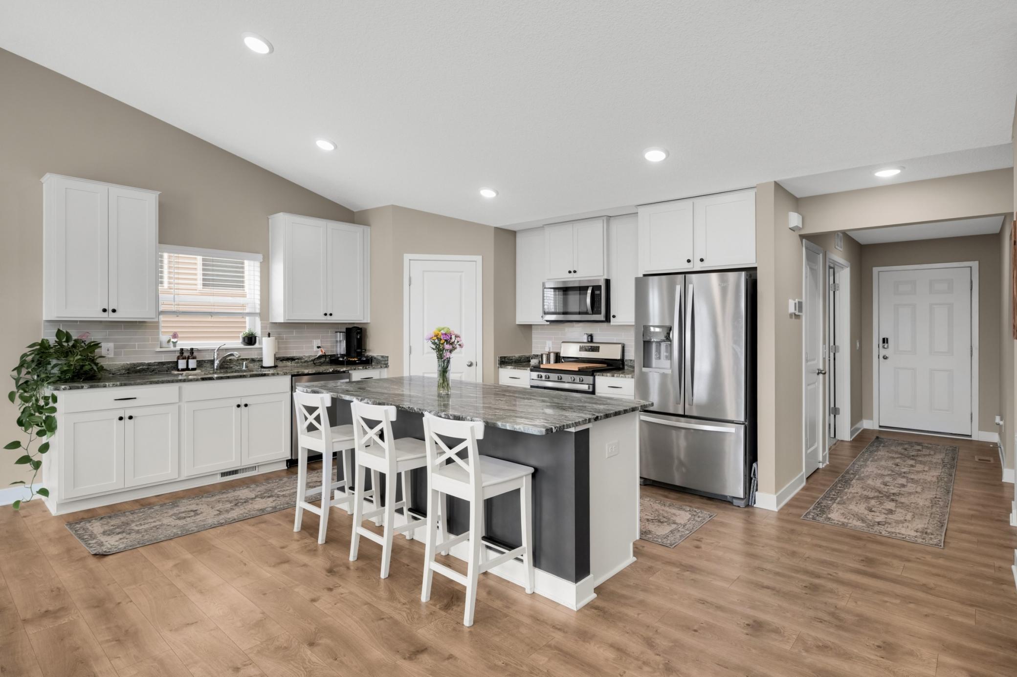View of Residential at 18184 Hartlin Avenue, Lakeville MN 55044, Lakeville (5 of 40) - Mike Wilen | Minnesota Team Real Estate
