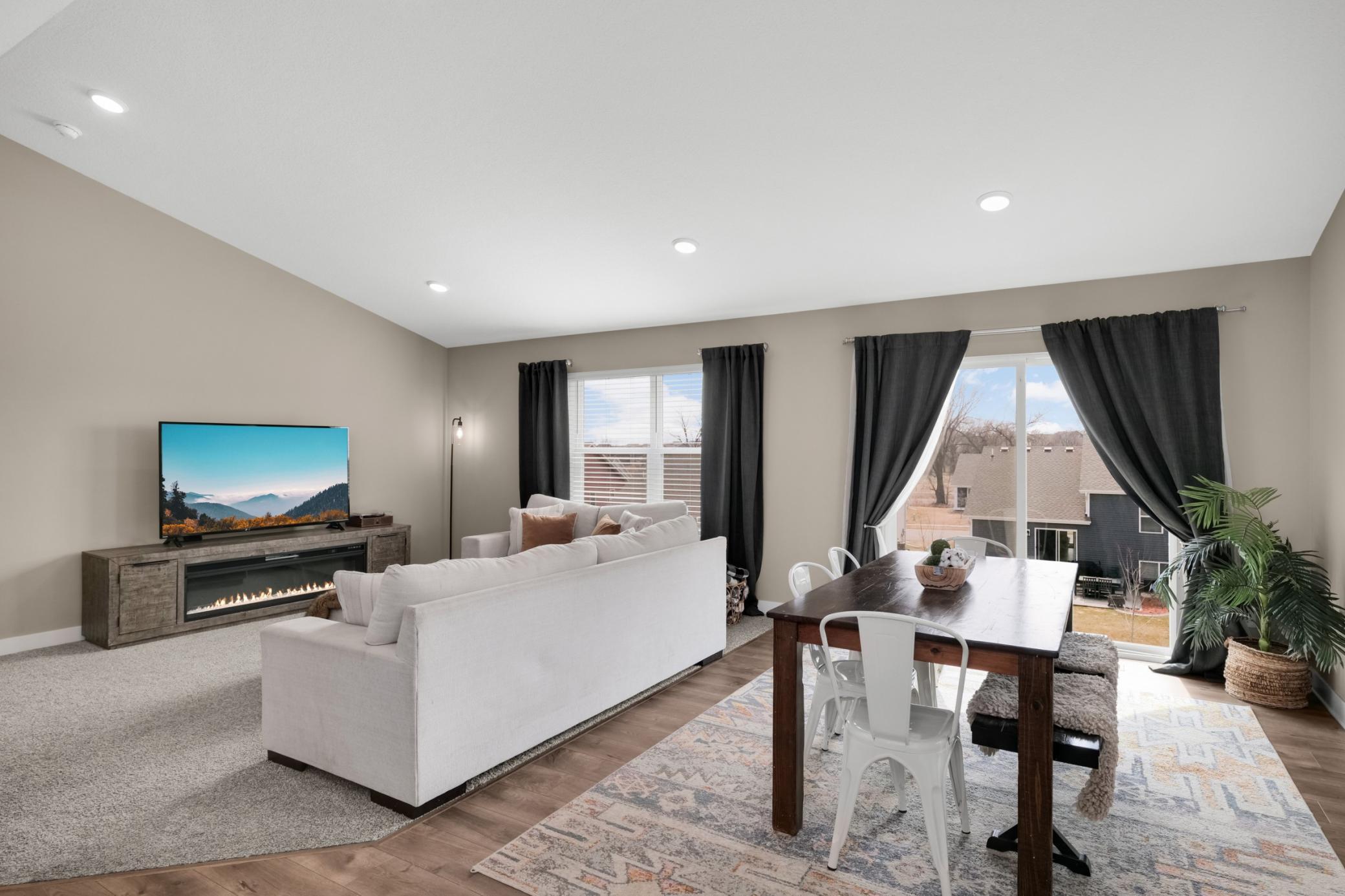 View of Residential at 18184 Hartlin Avenue, Lakeville MN 55044, Lakeville (6 of 40) - Mike Wilen | Minnesota Team Real Estate