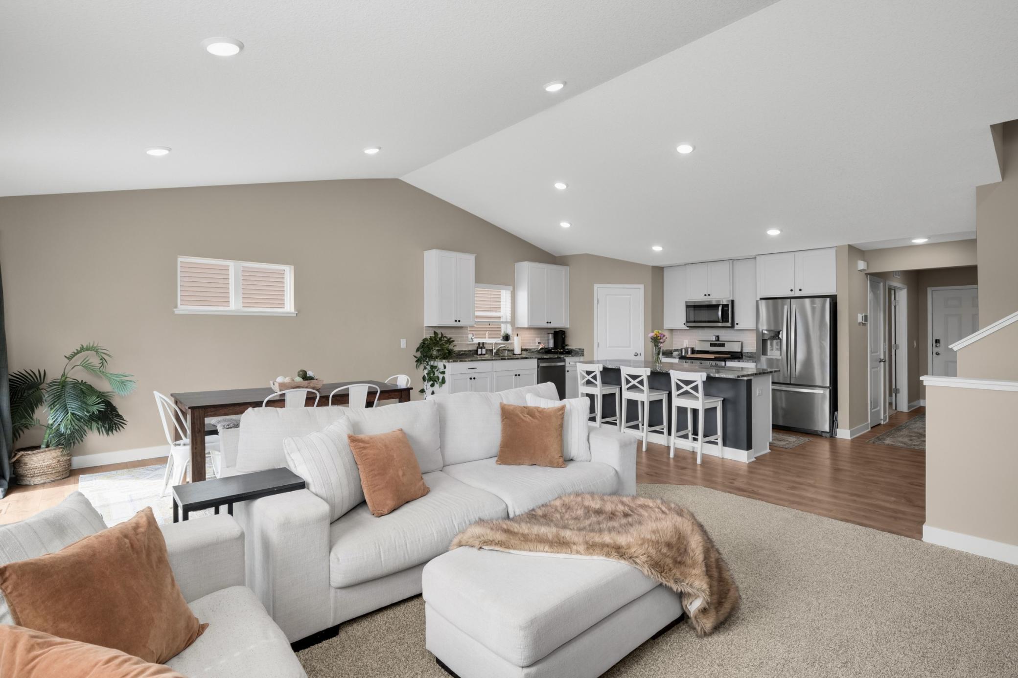 View of Residential at 18184 Hartlin Avenue, Lakeville MN 55044, Lakeville (12 of 40) - Mike Wilen | Minnesota Team Real Estate