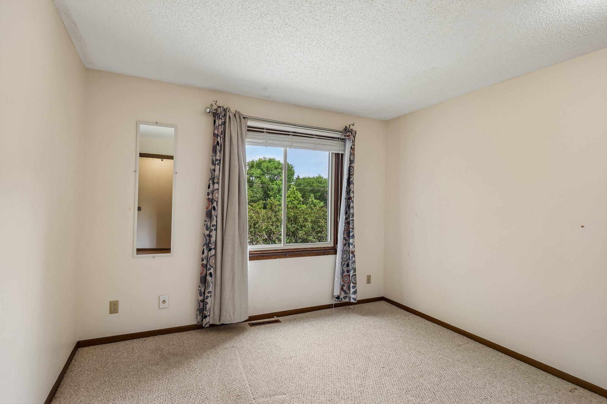 View of Residential at 173 Galtier Place, Shoreview MN 55126, Shoreview (20 of 36) - Mike Wilen | Minnesota Team Real Estate