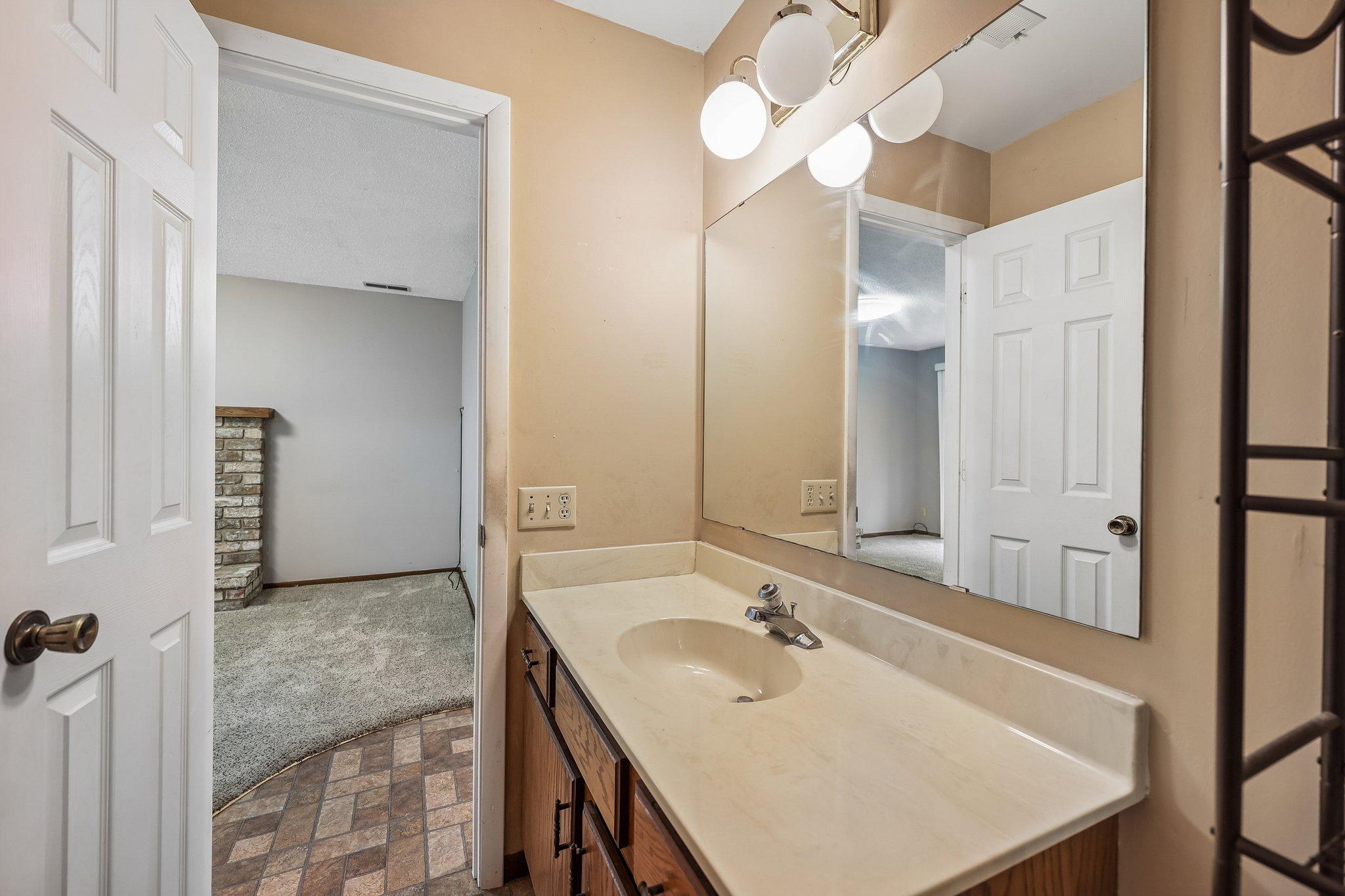 View of Residential at 173 Galtier Place, Shoreview MN 55126, Shoreview (28 of 36) - Mike Wilen | Minnesota Team Real Estate