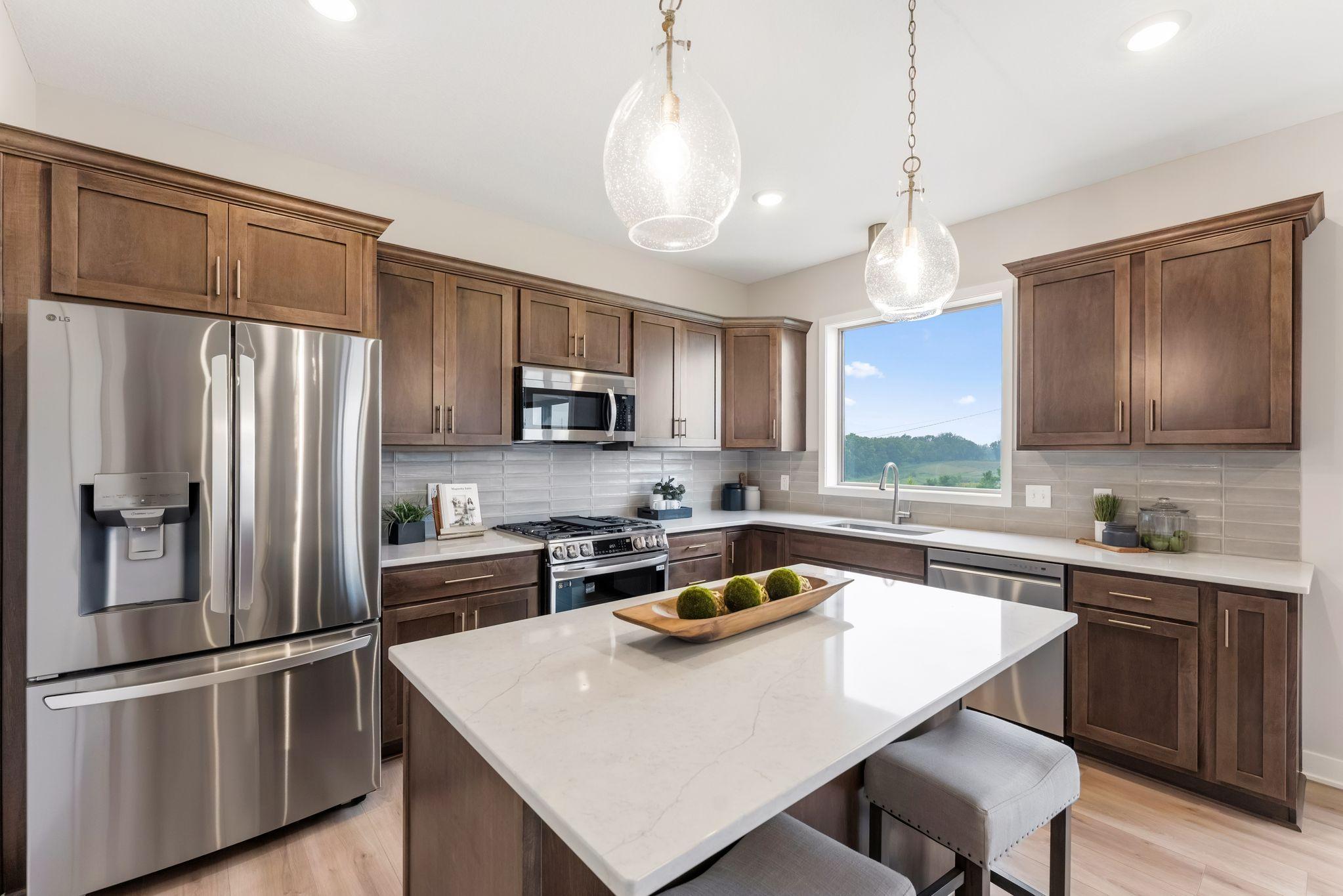 View of Residential at 13721 Arrowhead Way, Rosemount MN 55068, Rosemount (5 of 41) - Mike Wilen | Minnesota Team Real Estate