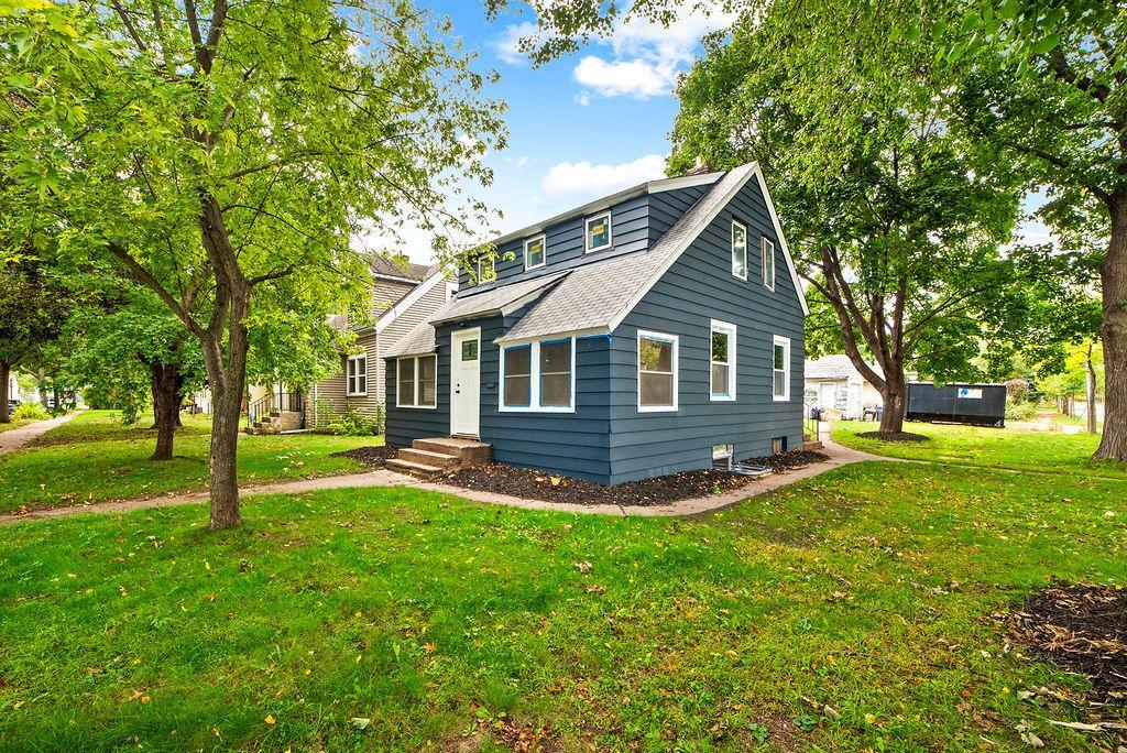 View of Single Family at 4431 James Avenue, Minneapolis - Mike Wilen | Minnesota Team Real Estate